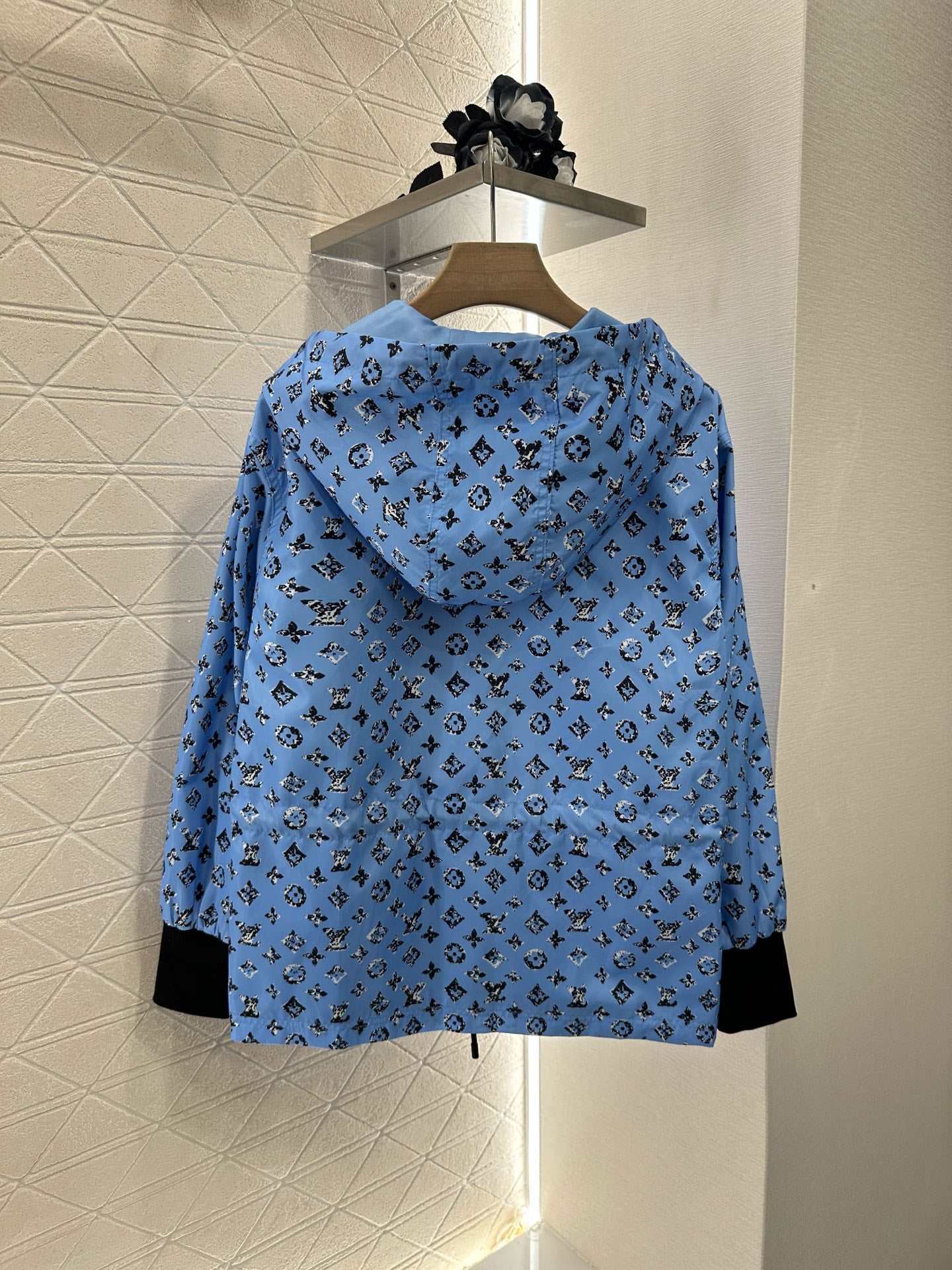 Louis *♥New Arrival Hooded Jacket and Shorts Set