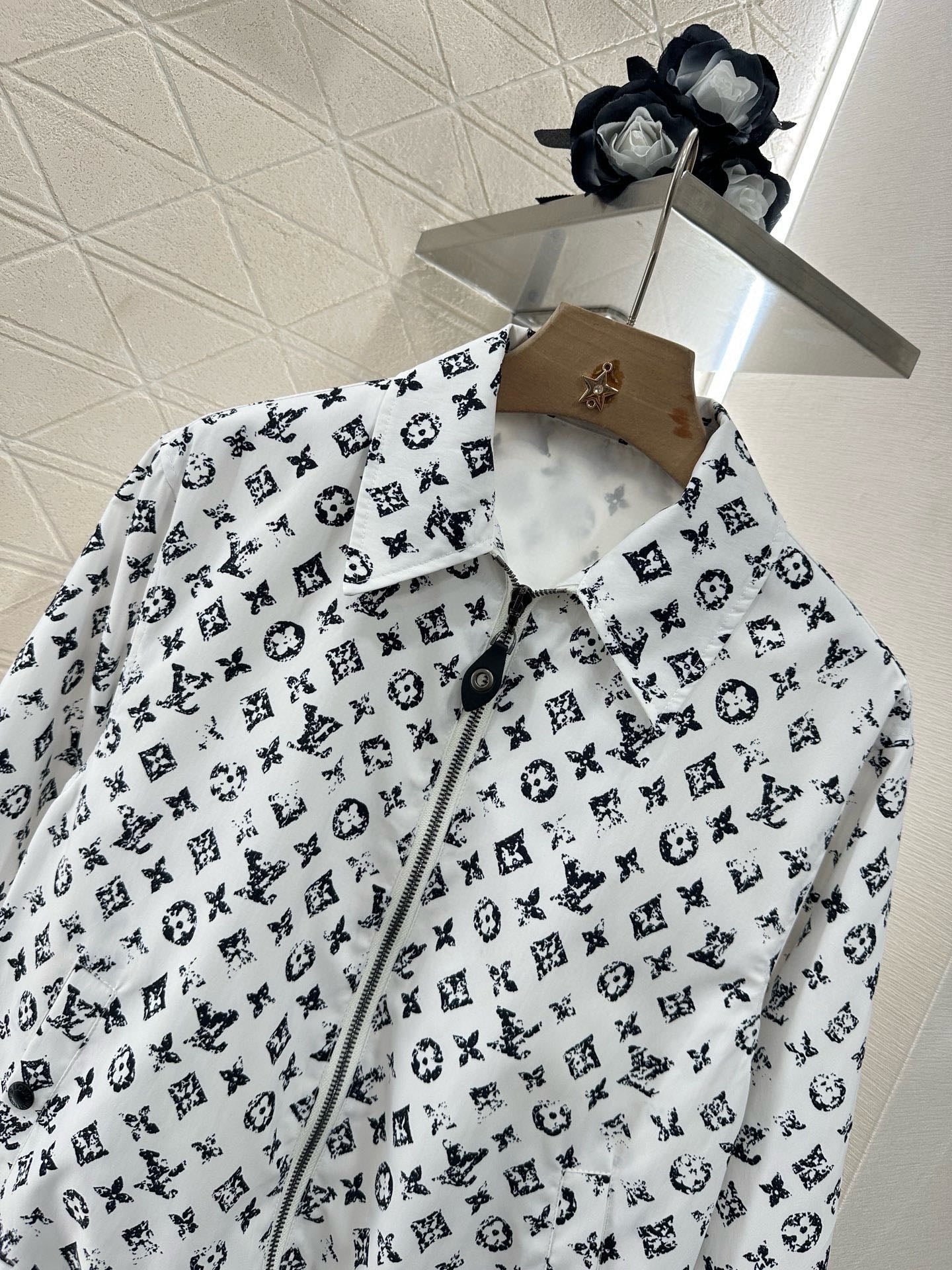 Louis *♥2025 new products Jacket, coat and shorts set