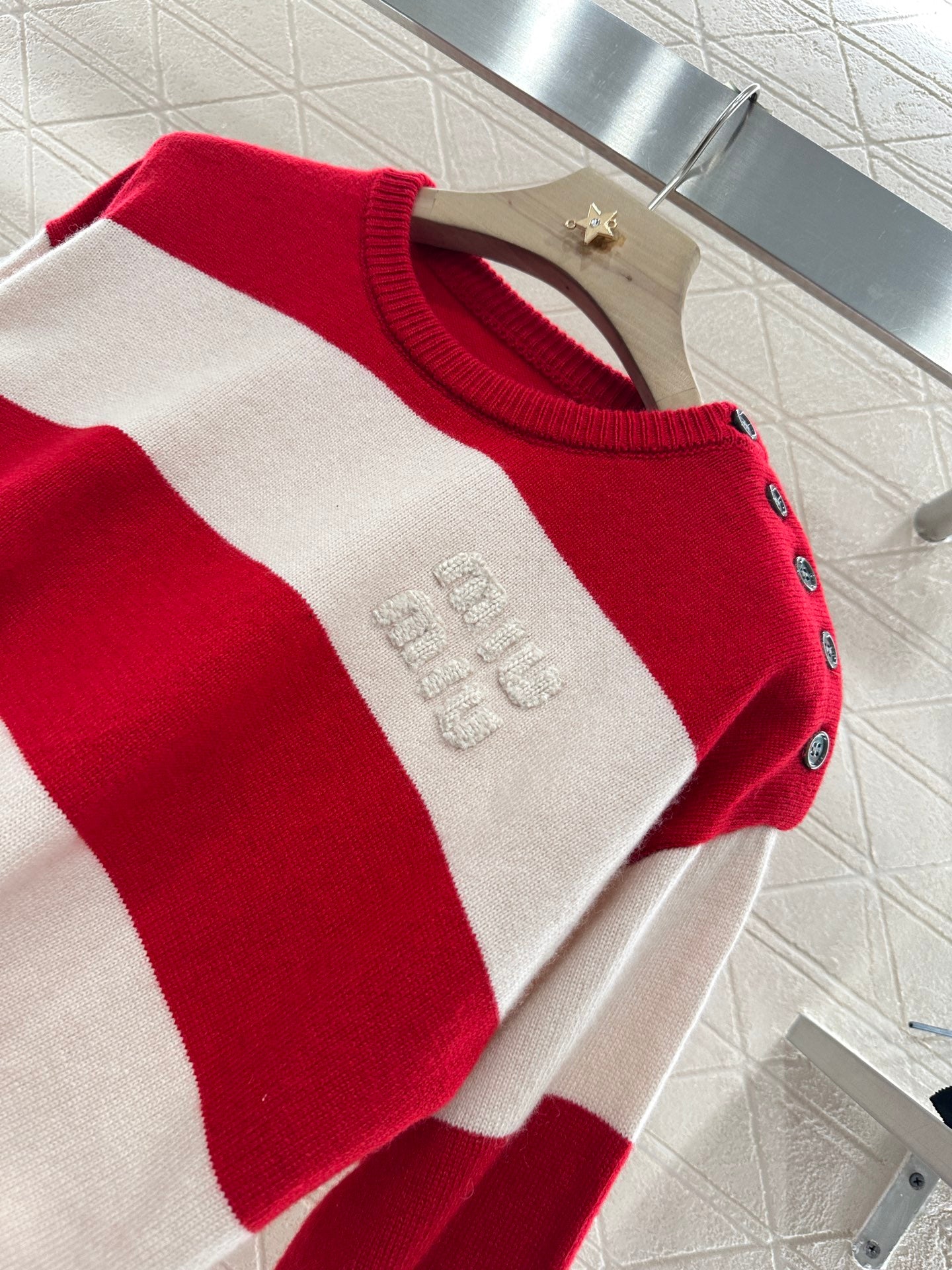 Mi*mi*♥ new product Striped crew neck sweater
