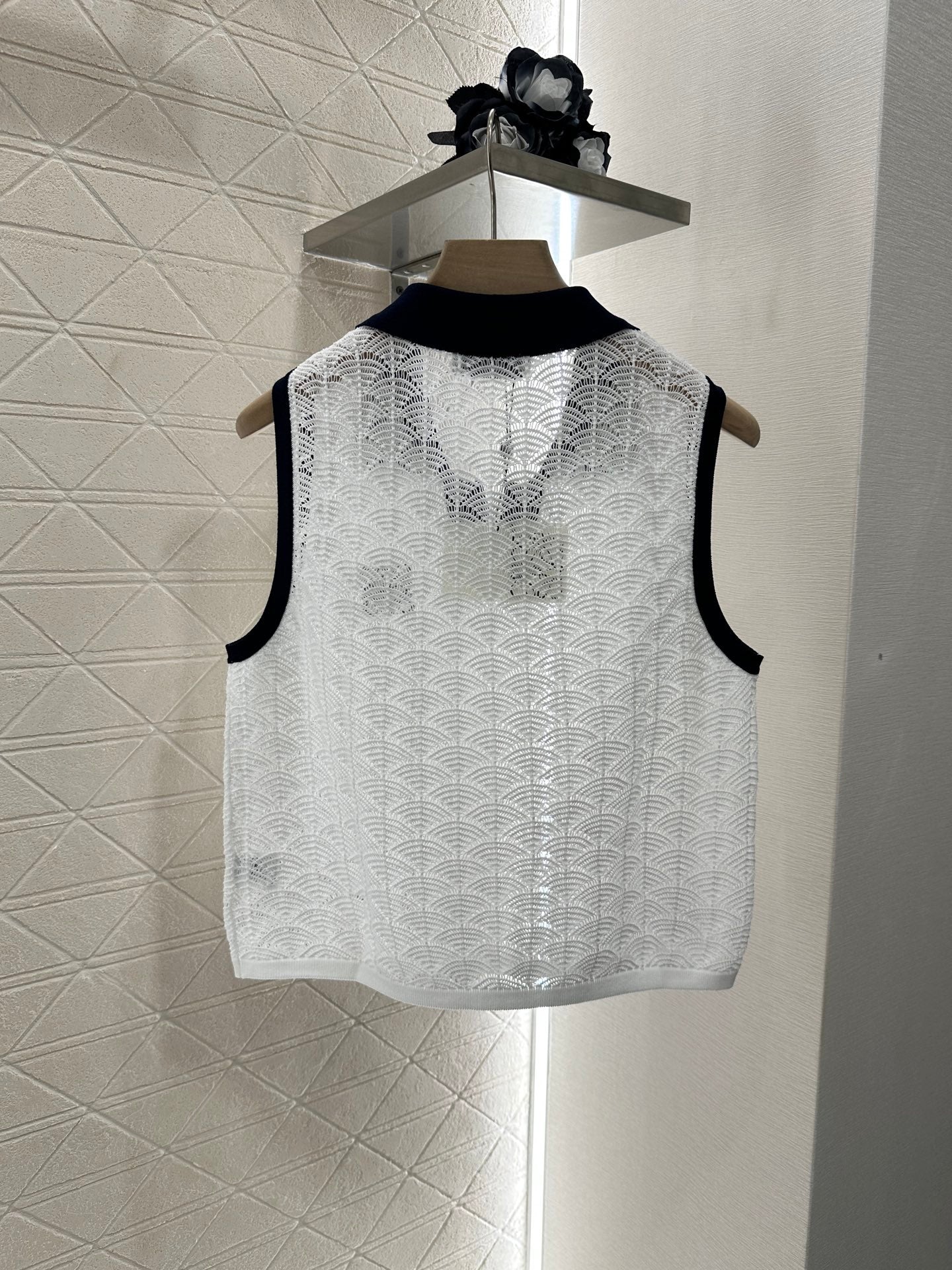 L*♥2025 new product Hollow knitted vest