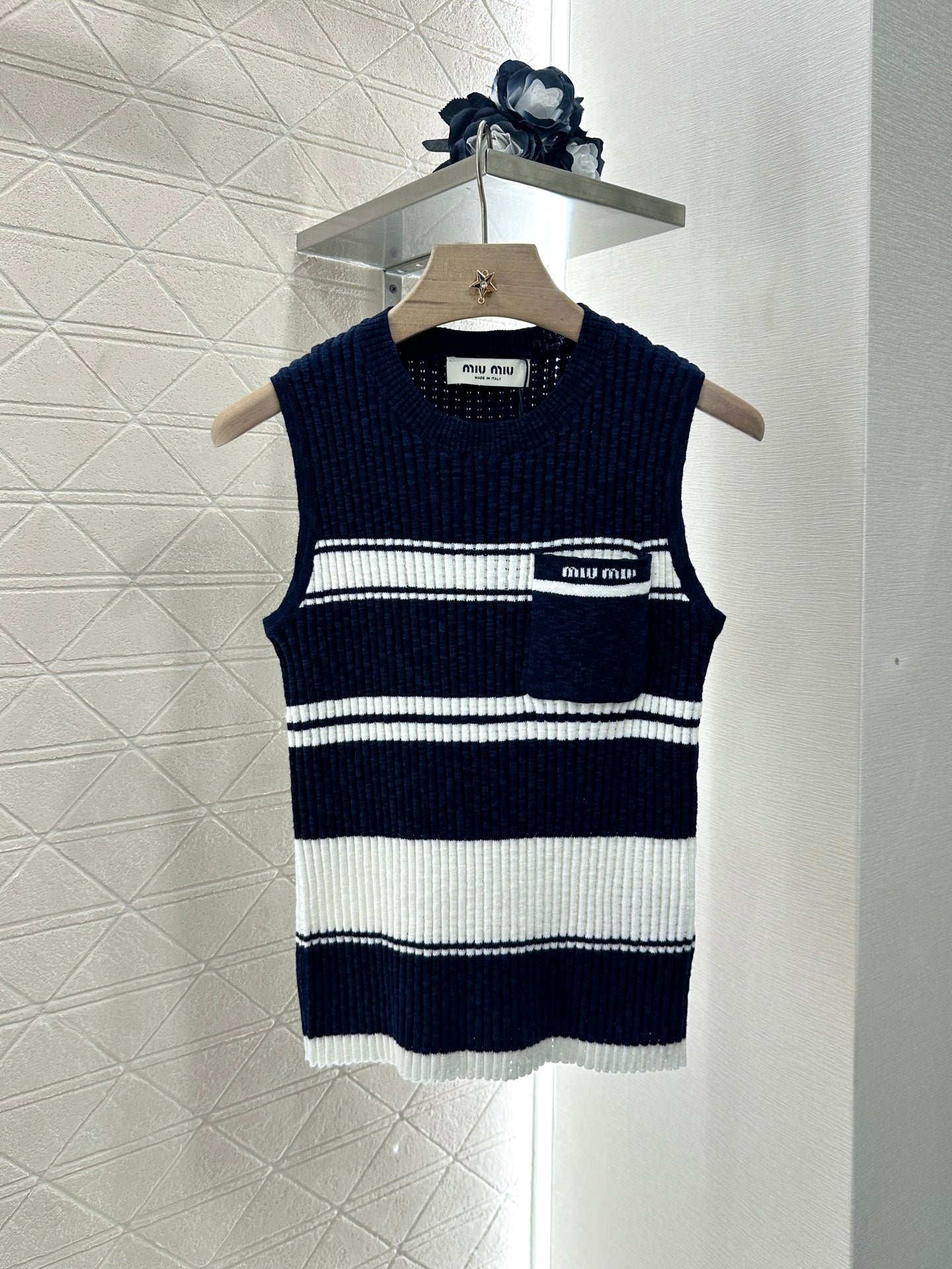 Mi*mi*♥2025 new product Striped knitted vest
