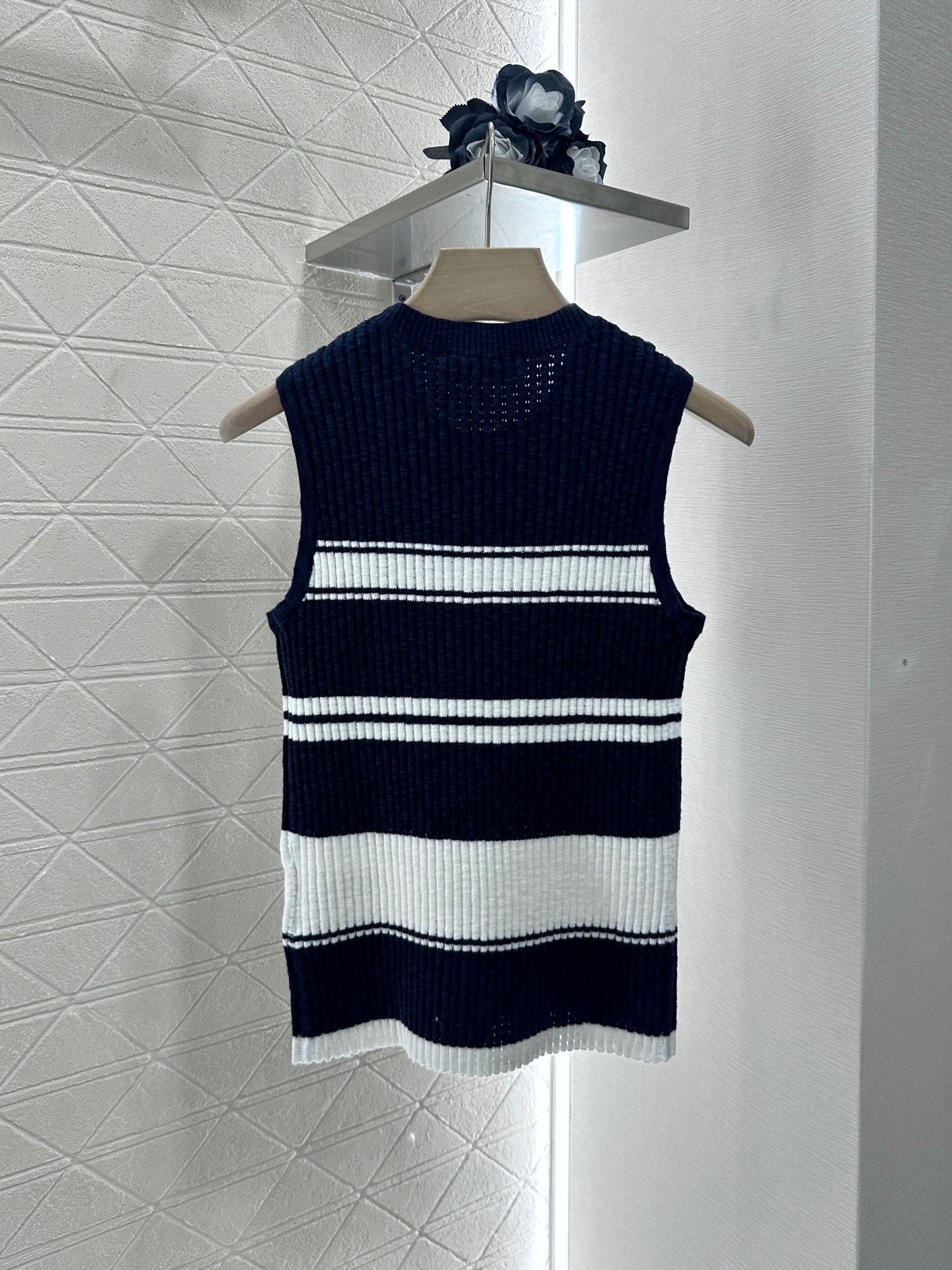 Mi*mi*♥2025 new product Striped knitted vest