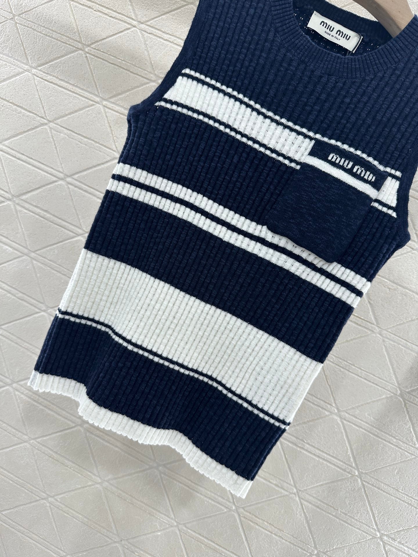 Mi*mi*♥2025 new product Striped knitted vest