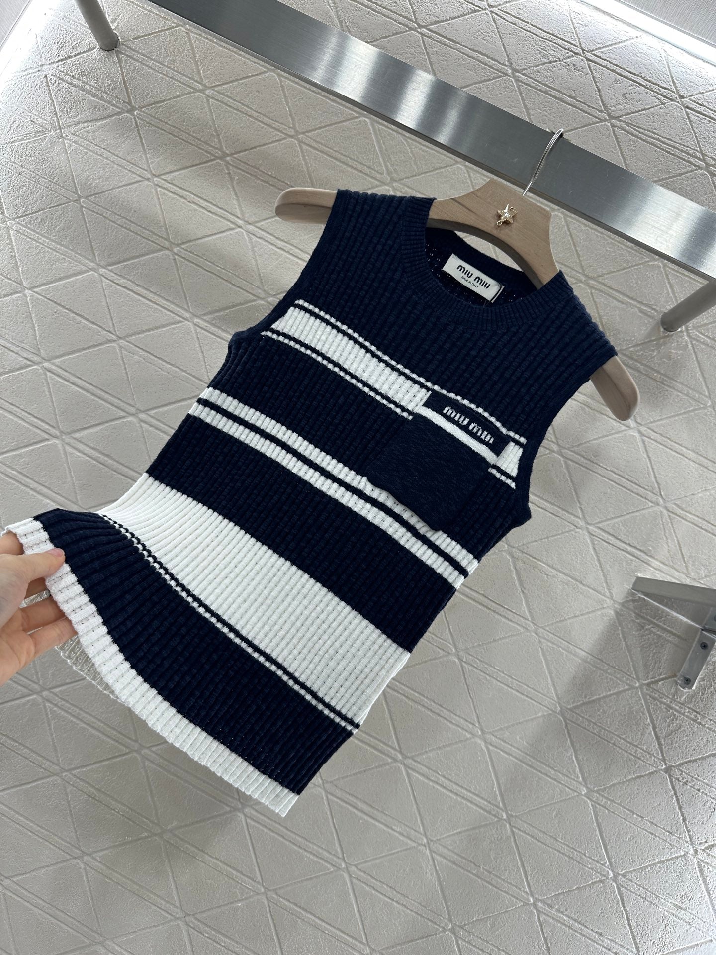 Mi*mi*♥2025 new product Striped knitted vest