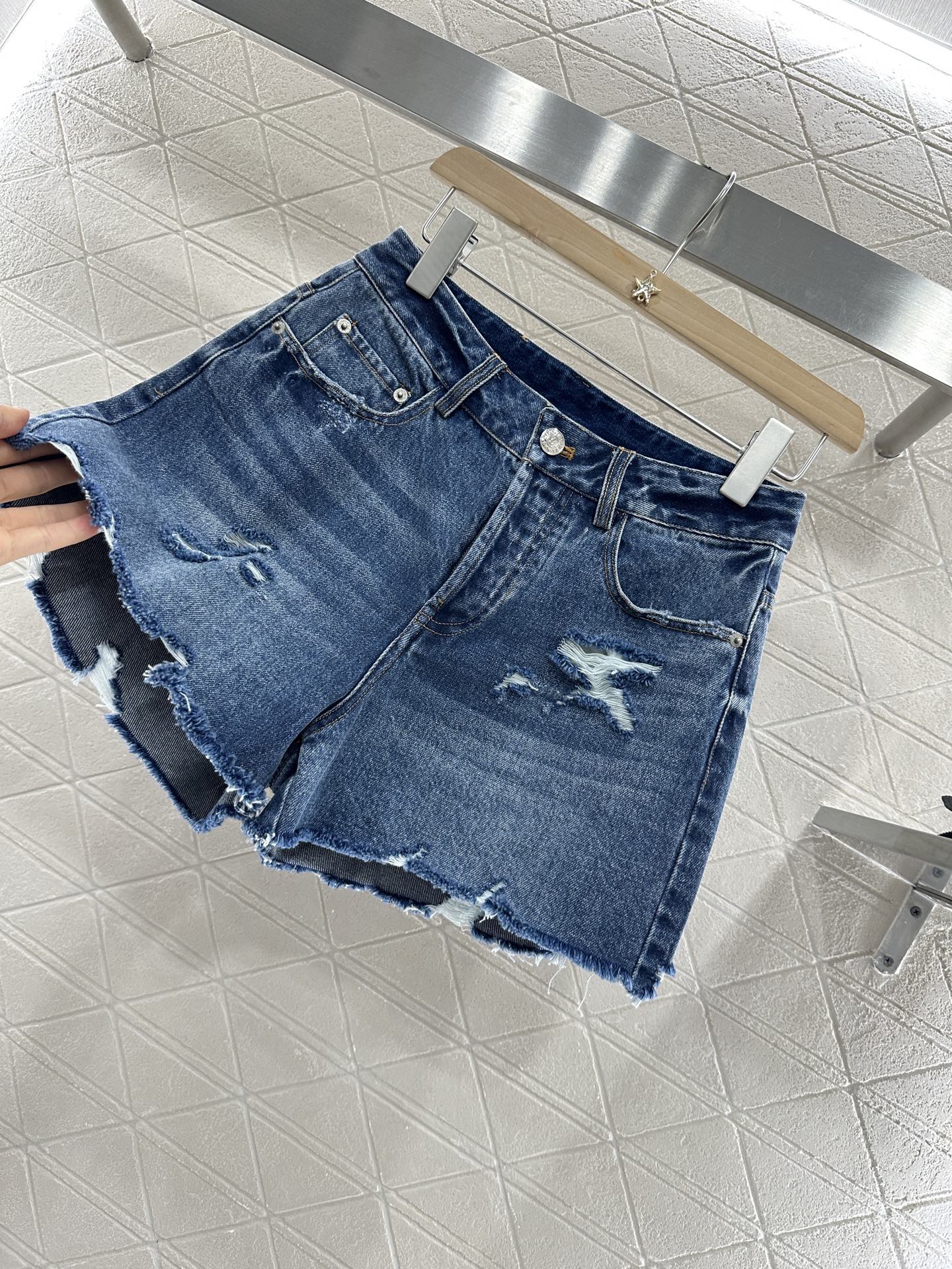 M*♥2025 new products Denim shorts