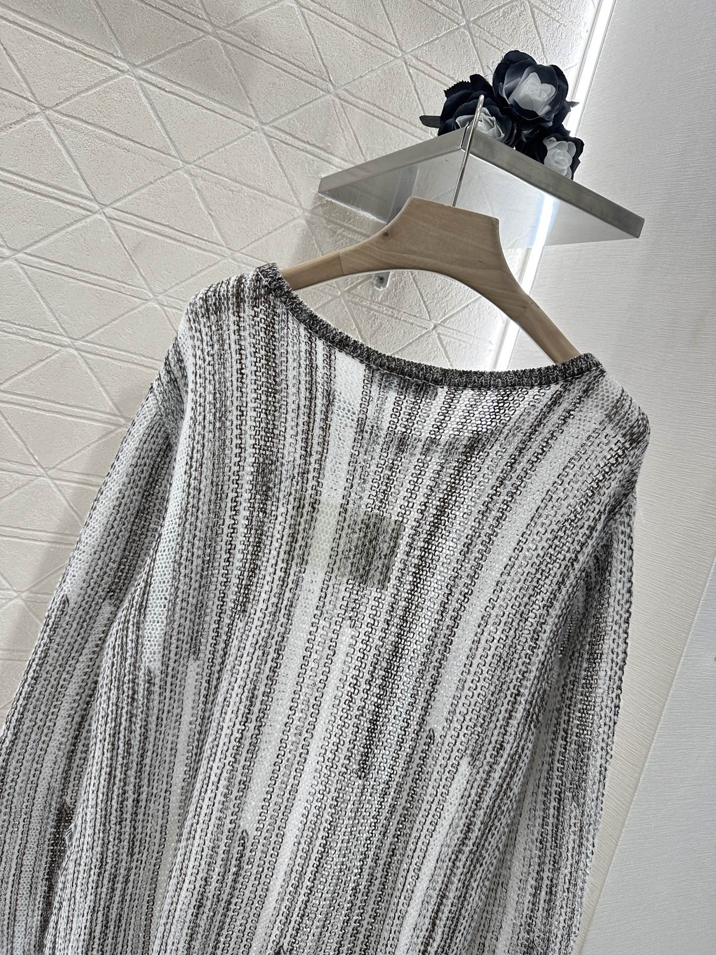 L*♥2025 new product Belt knitted top