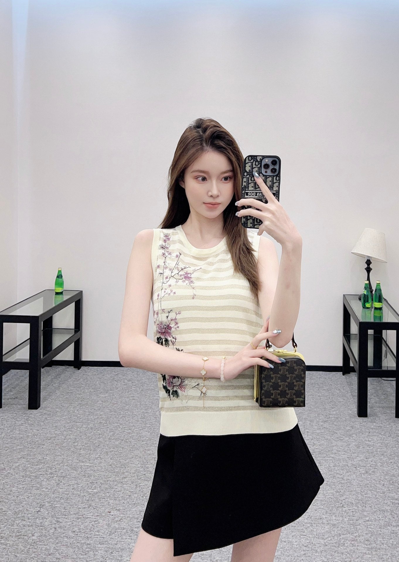 D*♥2025 new product Embroidered knitted vest