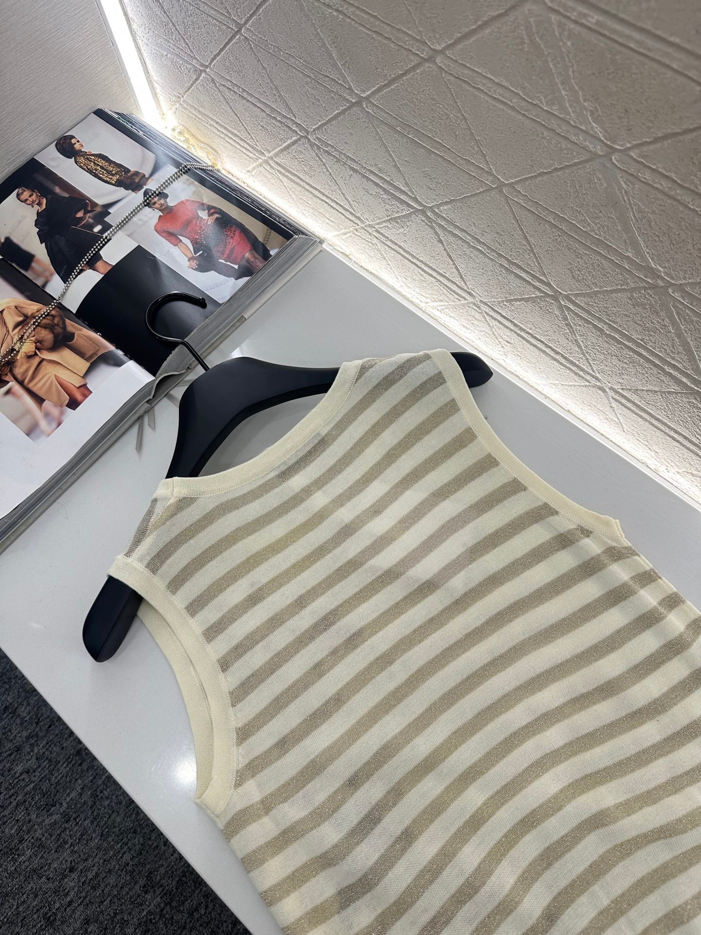 D*♥2025 new product Embroidered knitted vest