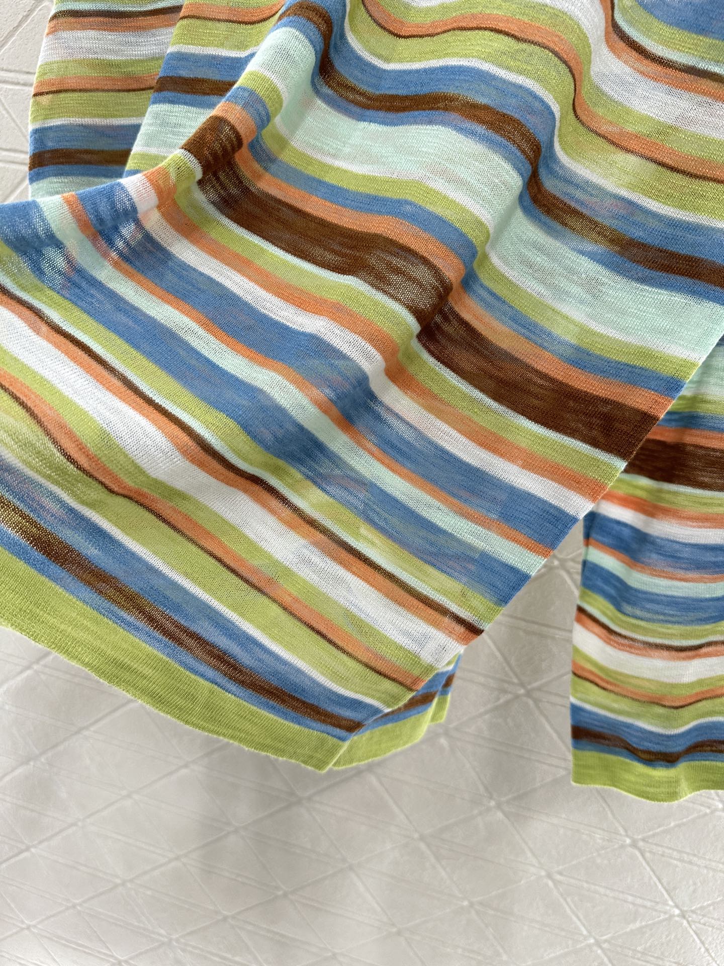 L*♥2025 new product Striped knitted top