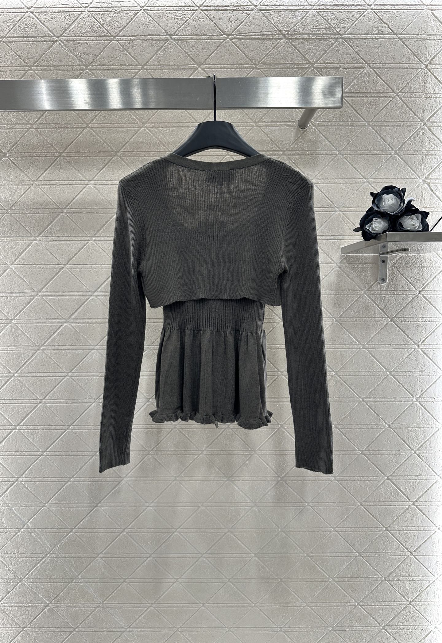 C*♥ new product Two-piece suspender cardigan set