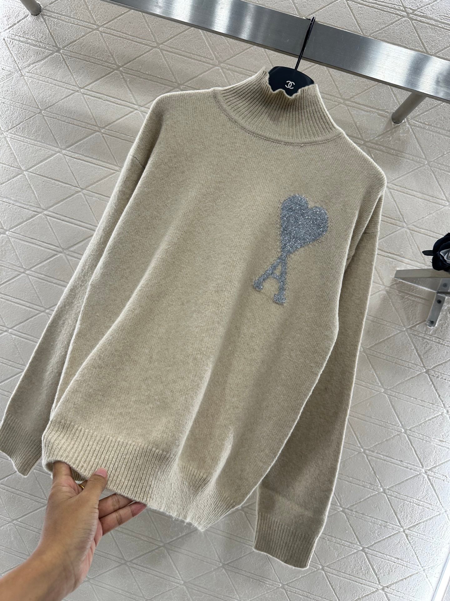 A*♥2025 new product Heart knitted sweater