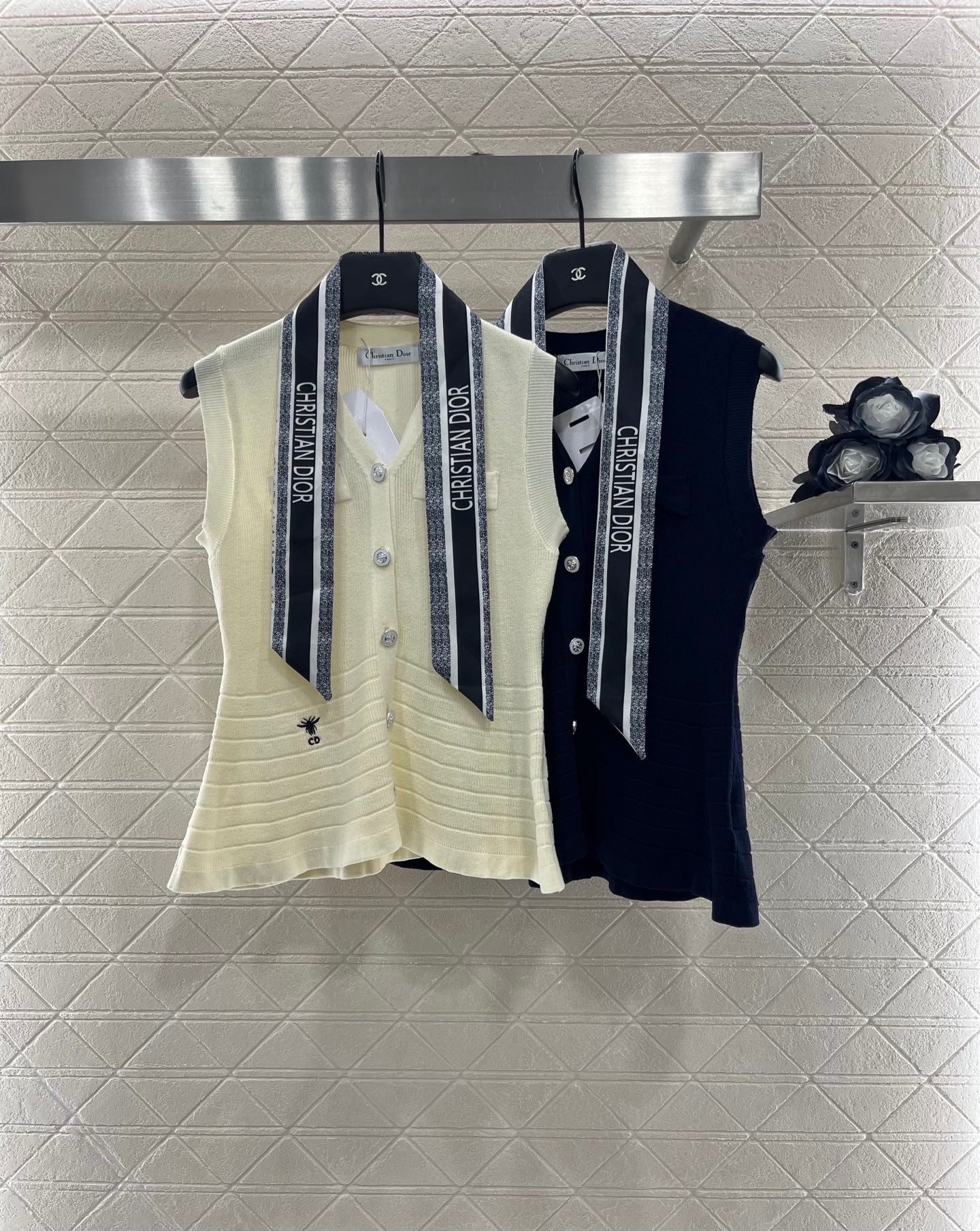 D*♥2025 new product Silk scarf knitted vest