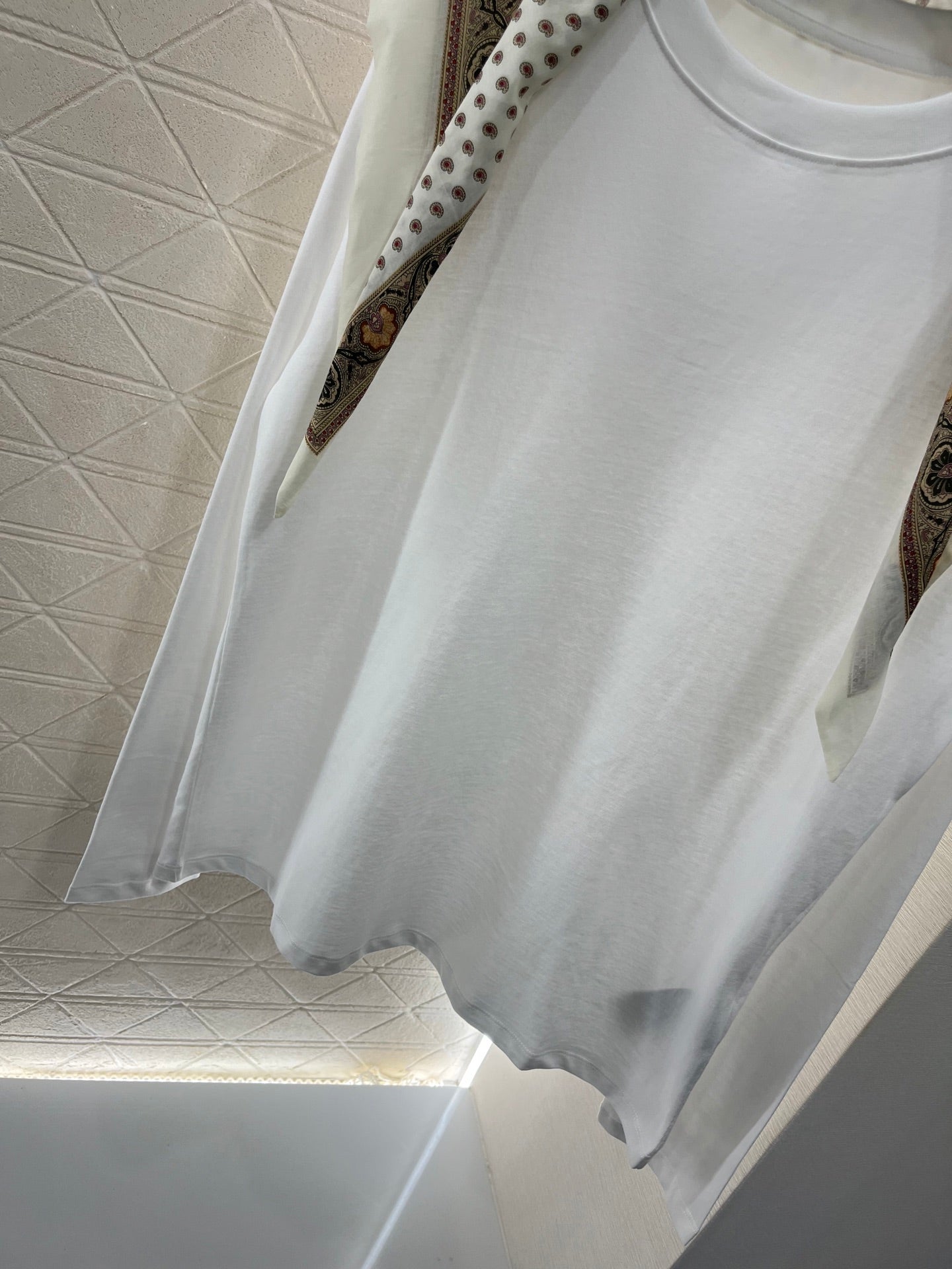 2025 New Products Scarf Round Neck Top
