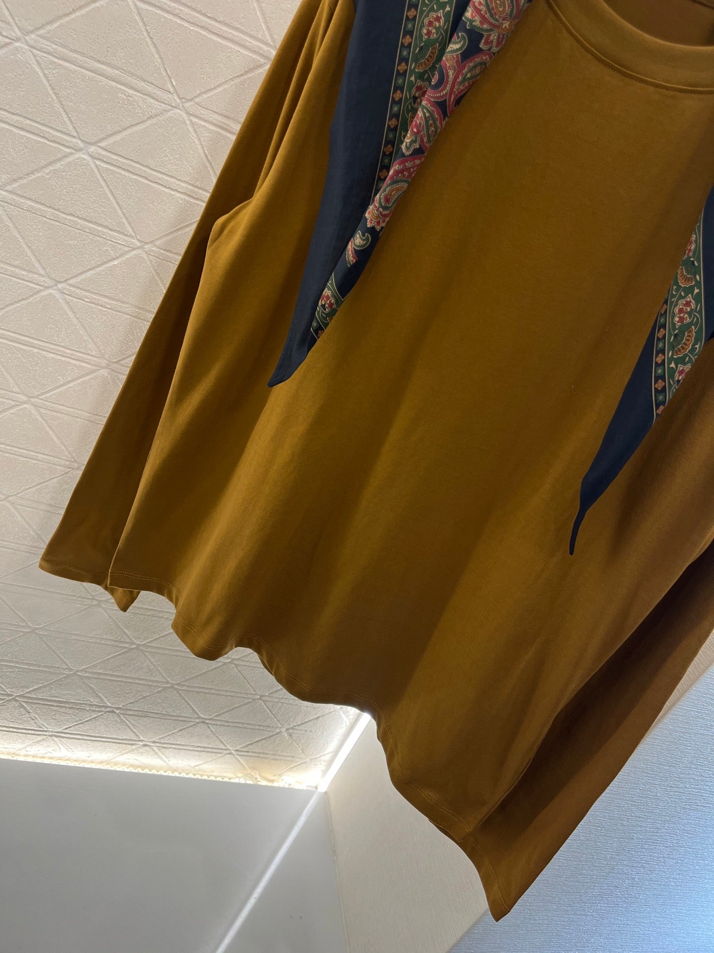 2025 New Products Scarf Round Neck Top