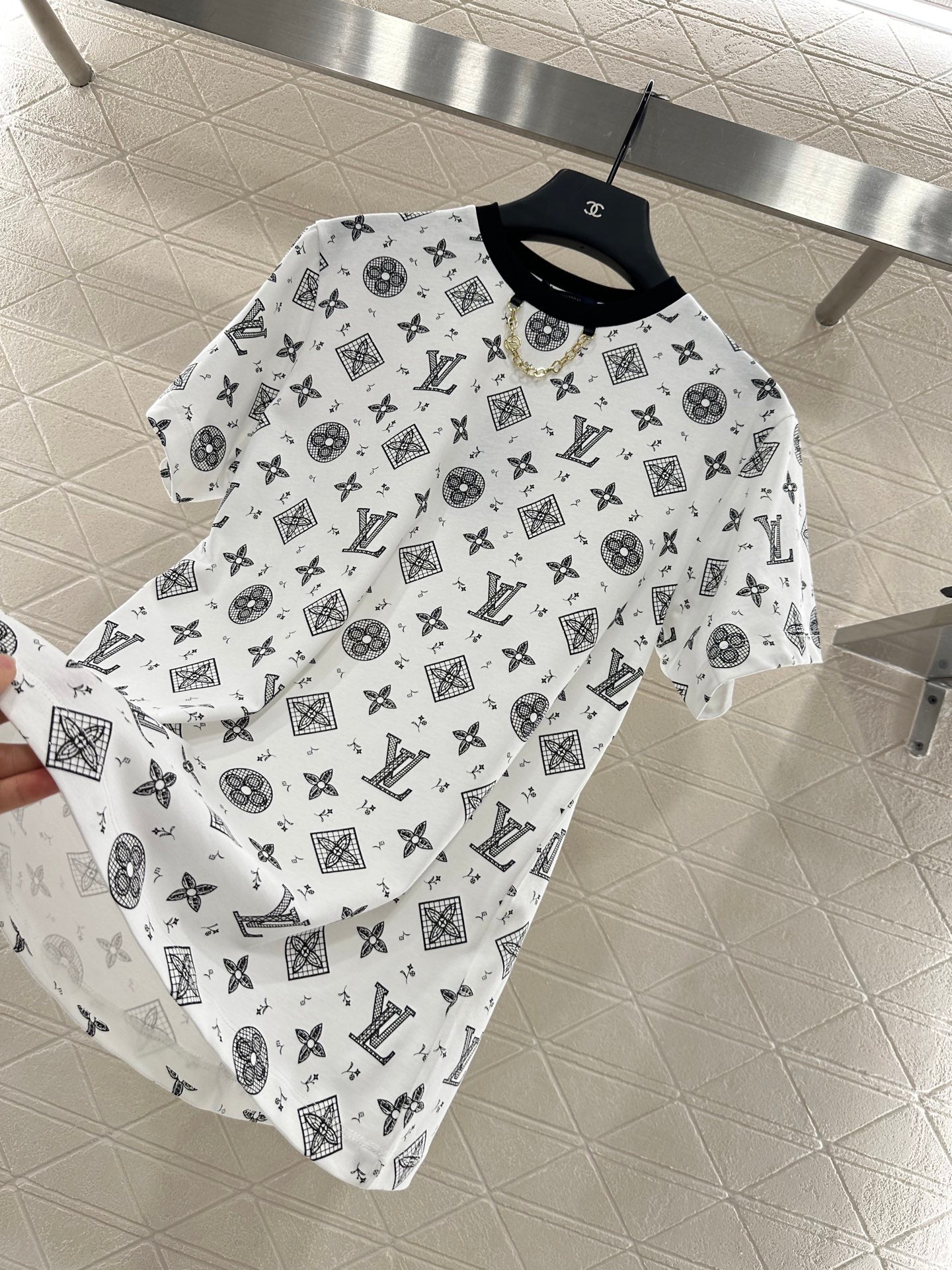 Louis*♥2025 New Arrivals Chain Short Sleeve