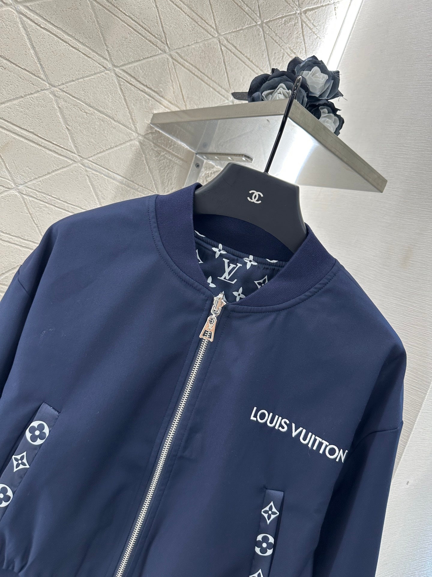 Louis*♥ 2025 New Arrivals Reversible Jacket and Skirt Set