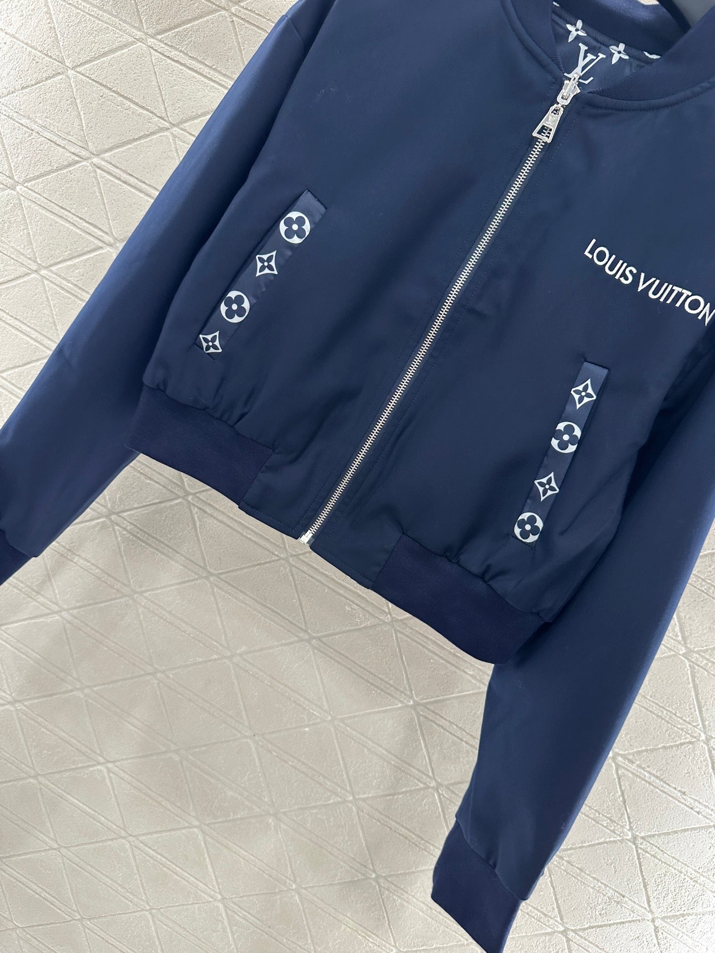 Louis*♥ 2025 New Arrivals Reversible Jacket and Skirt Set
