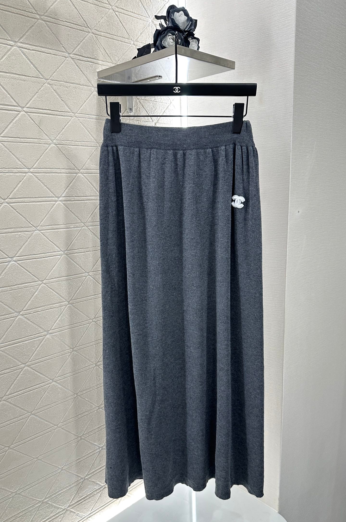 C*♥2025 New Arrival Knitted Long-Sleeved Skirt Set