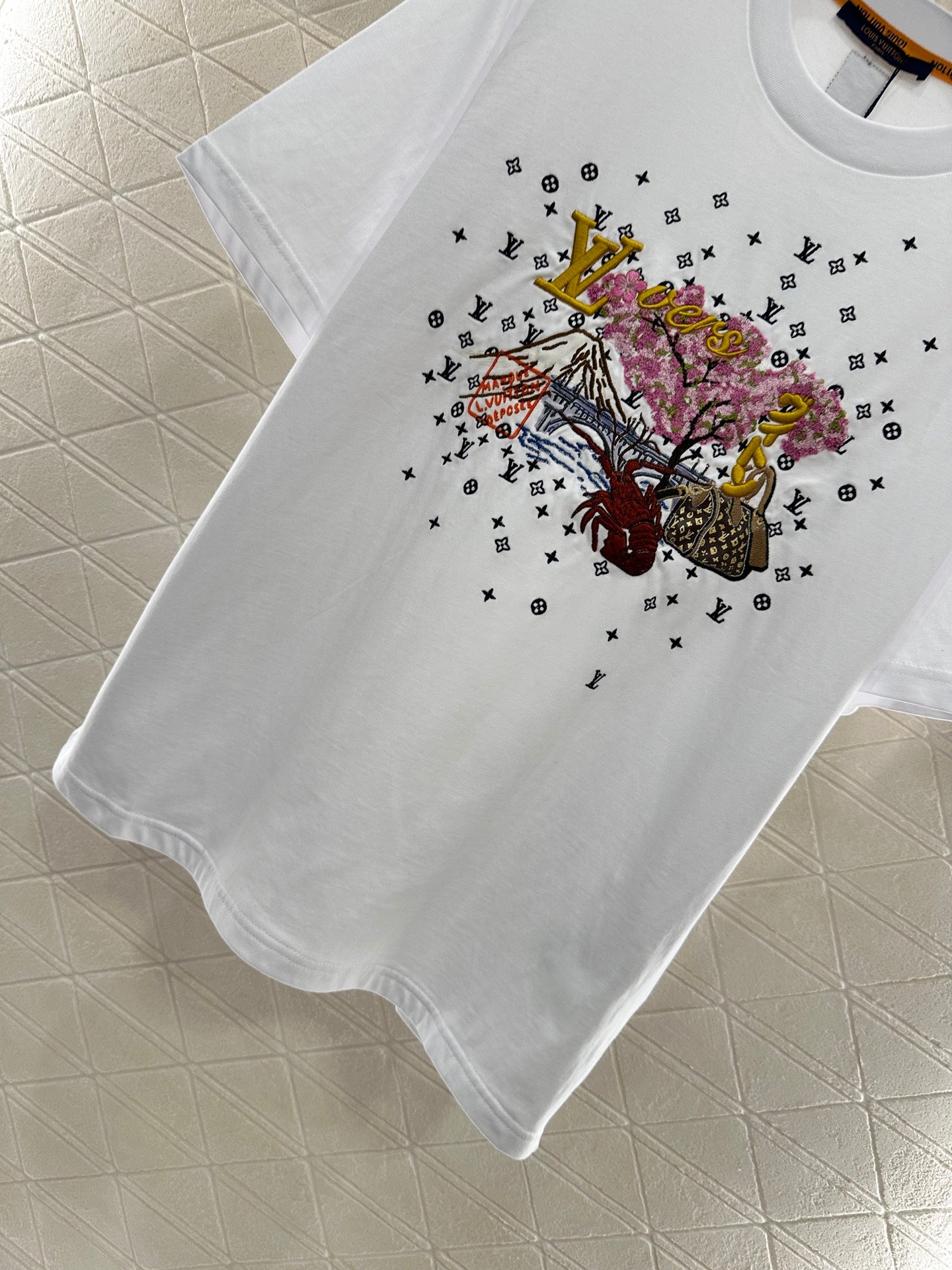 Louis*♥2025 New Arrivals Round-Neck Embroidered Short Sleeves