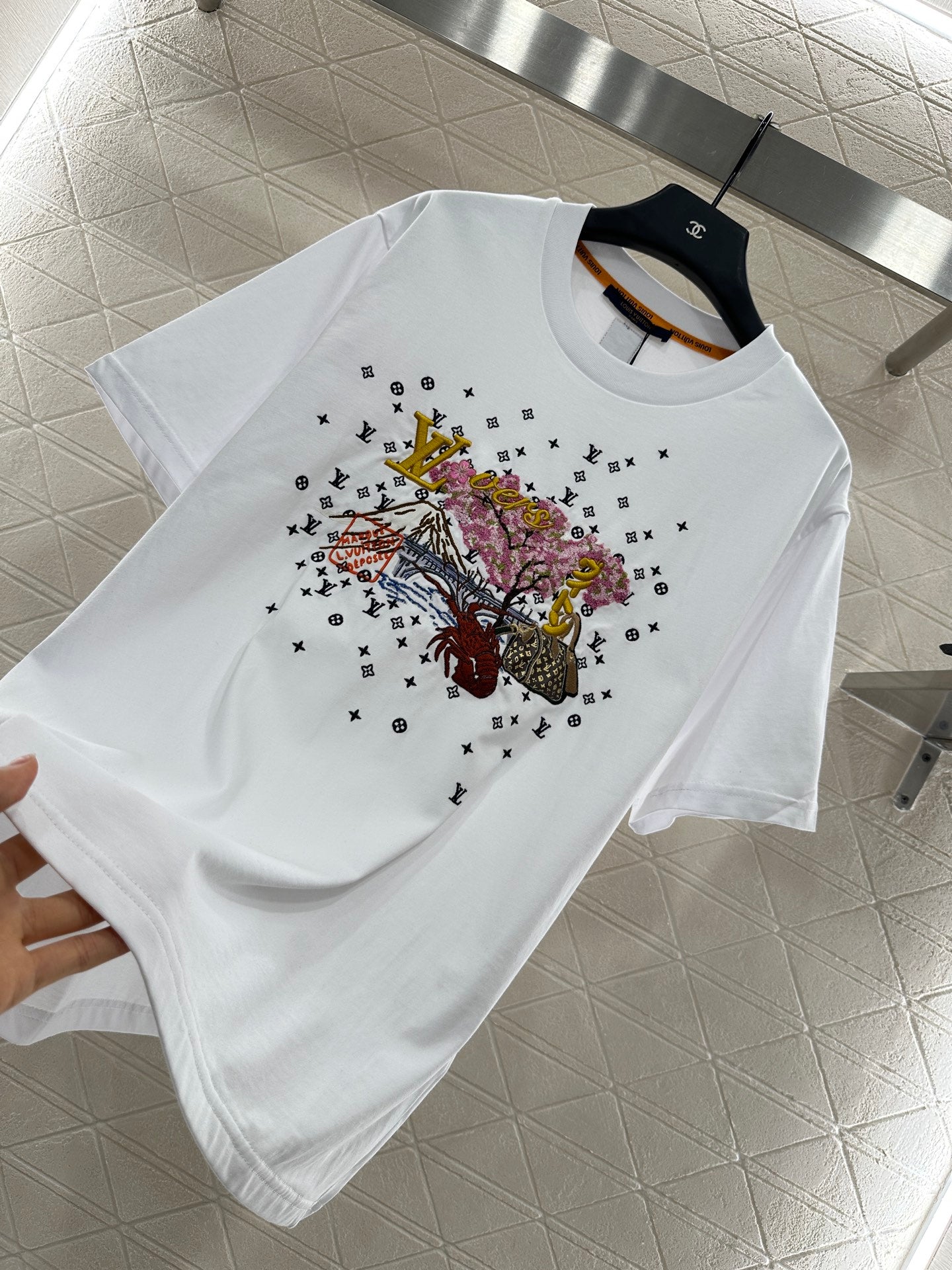 Louis*♥2025 New Arrivals Round-Neck Embroidered Short Sleeves