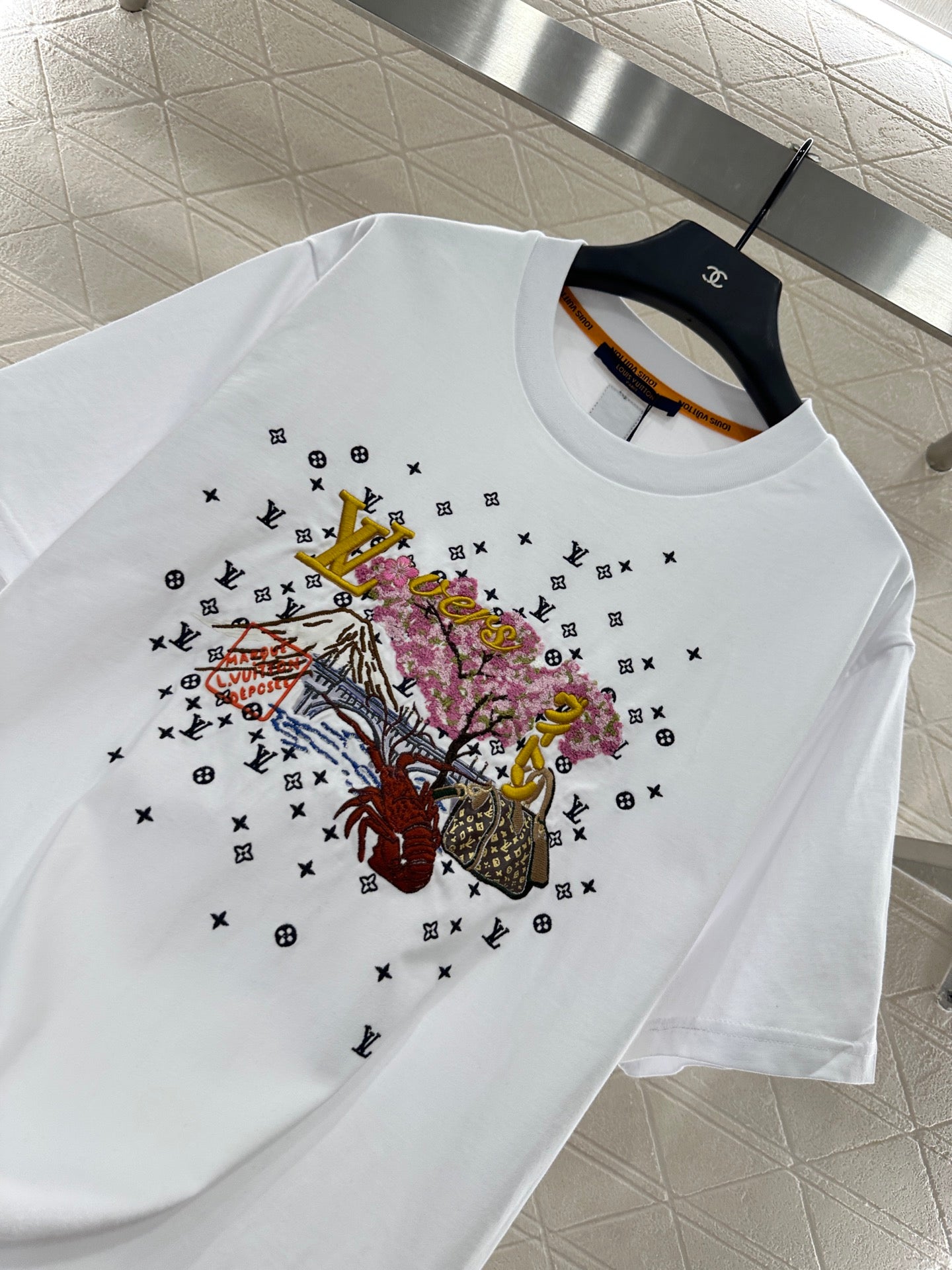 Louis*♥2025 New Arrivals Round-Neck Embroidered Short Sleeves