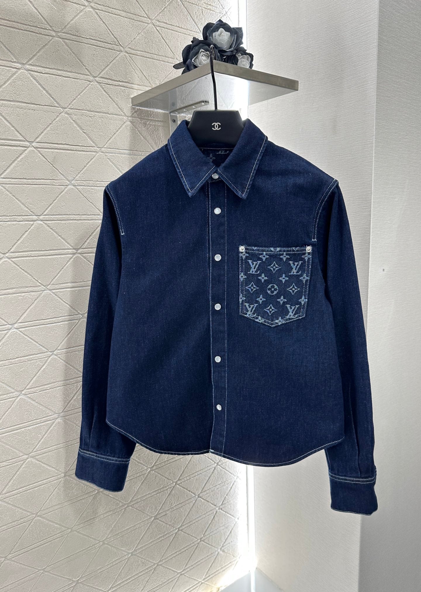 Louis*♥2025 New Arrivals Shirt and Pants Set