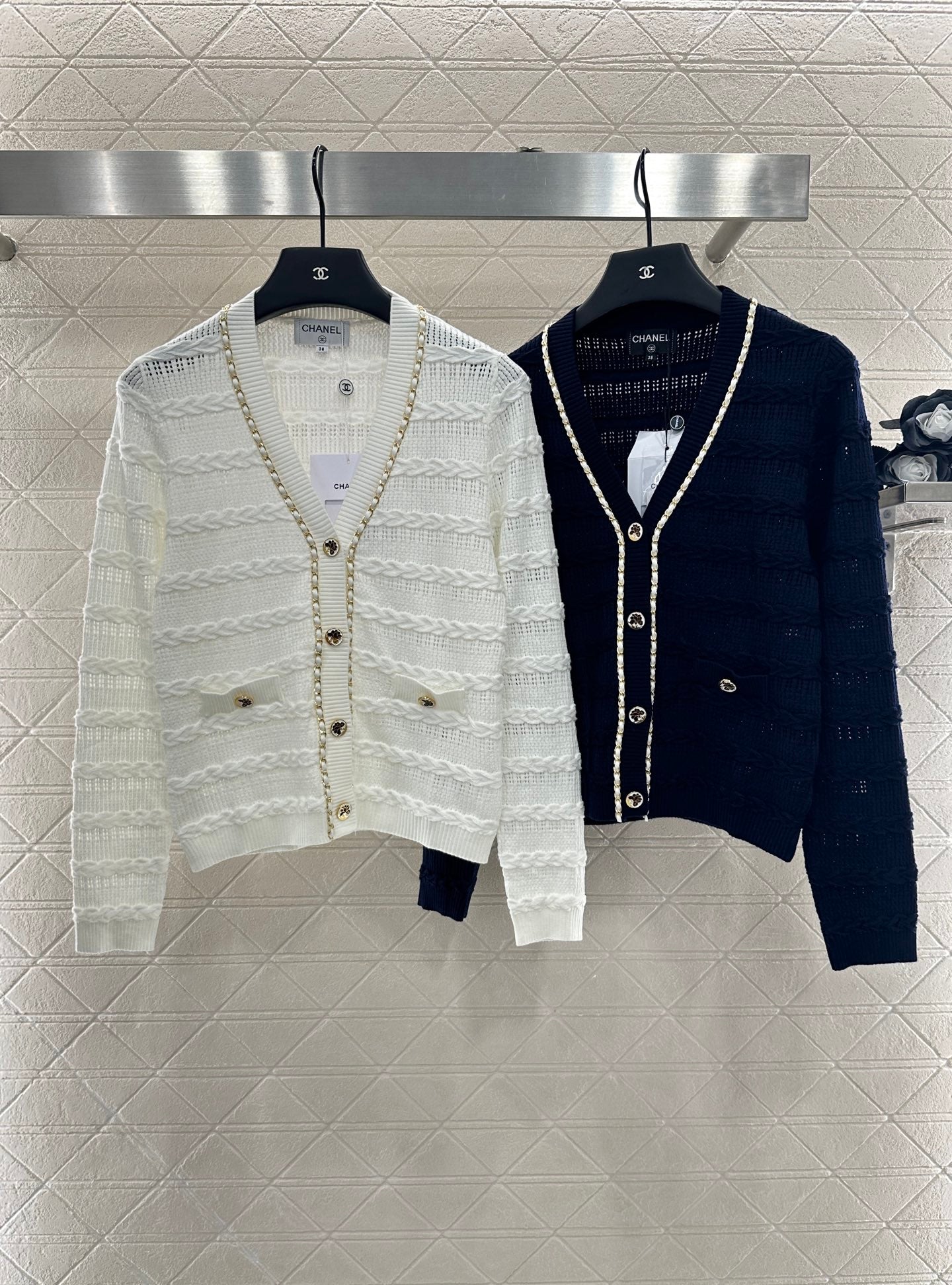 C*♥2025 New Arrival Knitted Cardigan