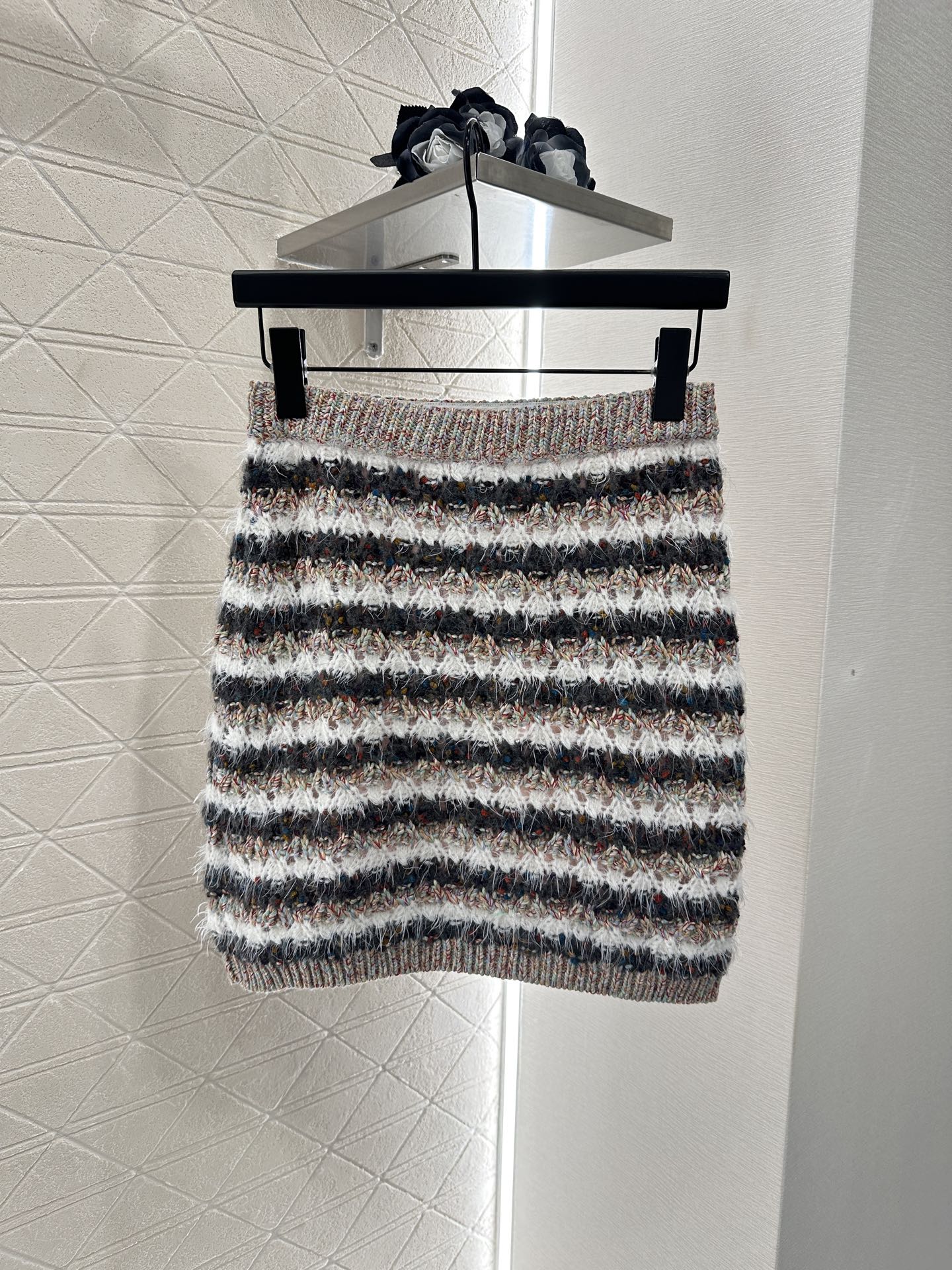 C*♥2025 New Arrival Knitted Cardigan and Skirt Set