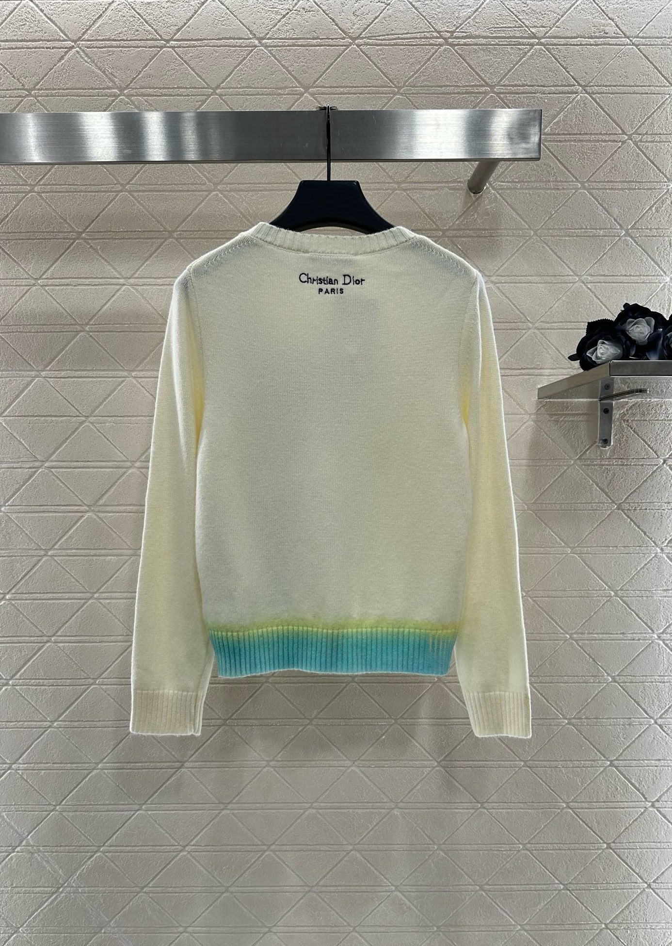 D*♥2025 New Arrival Embroidered Sweater