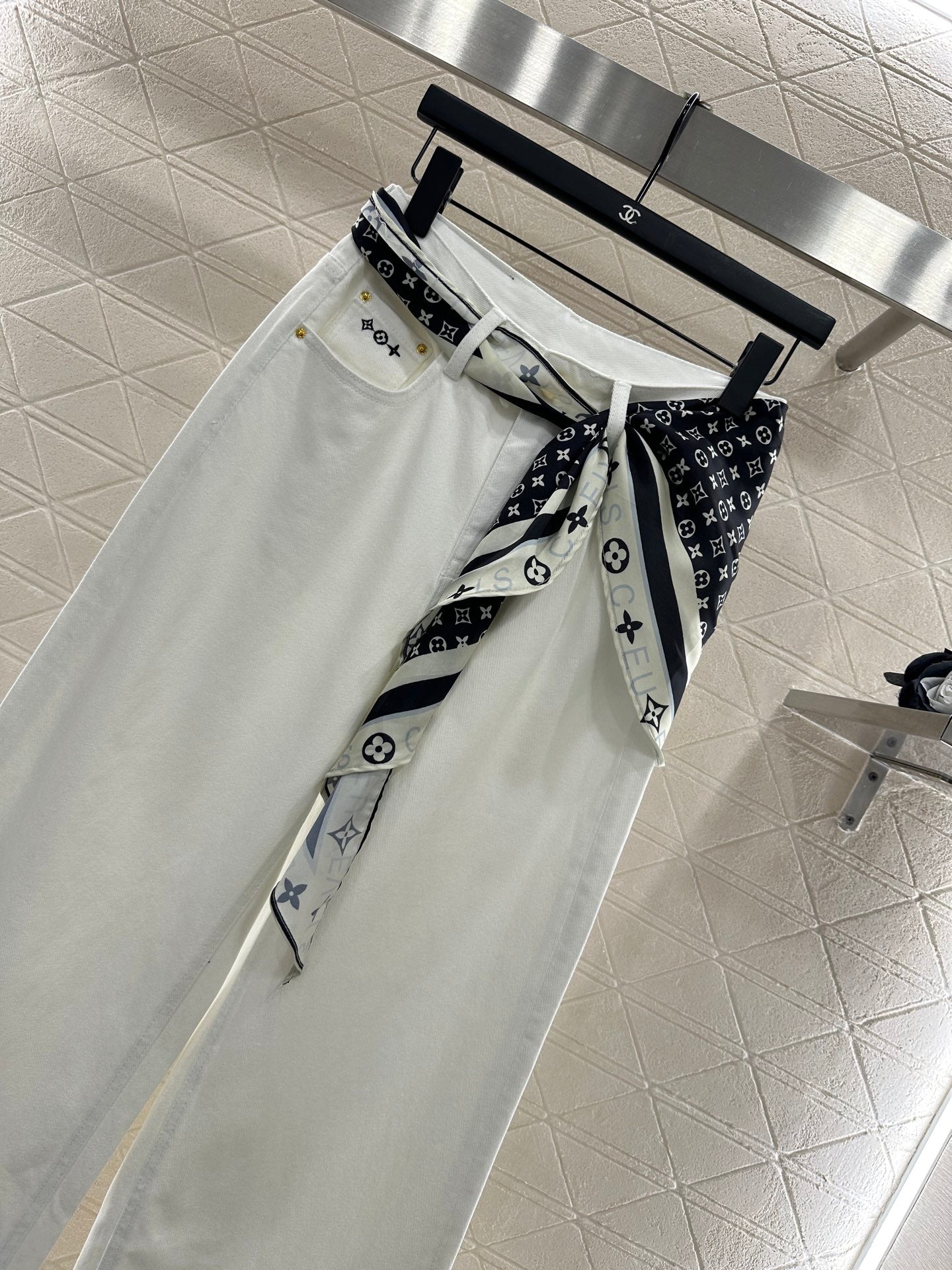 Louis*♥ 2025 New Arrivals Embroidered Denim Pants