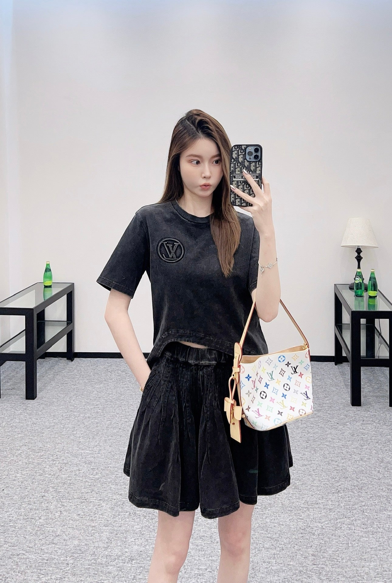 Louis*♥ 2025 New Arrivals Short-sleeved skirt suit