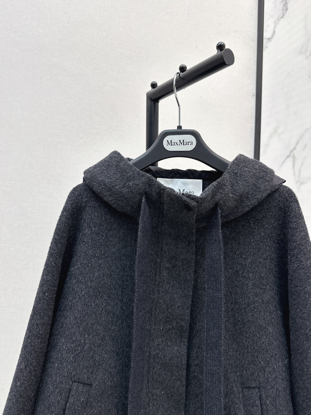 Max New hooded down jacket