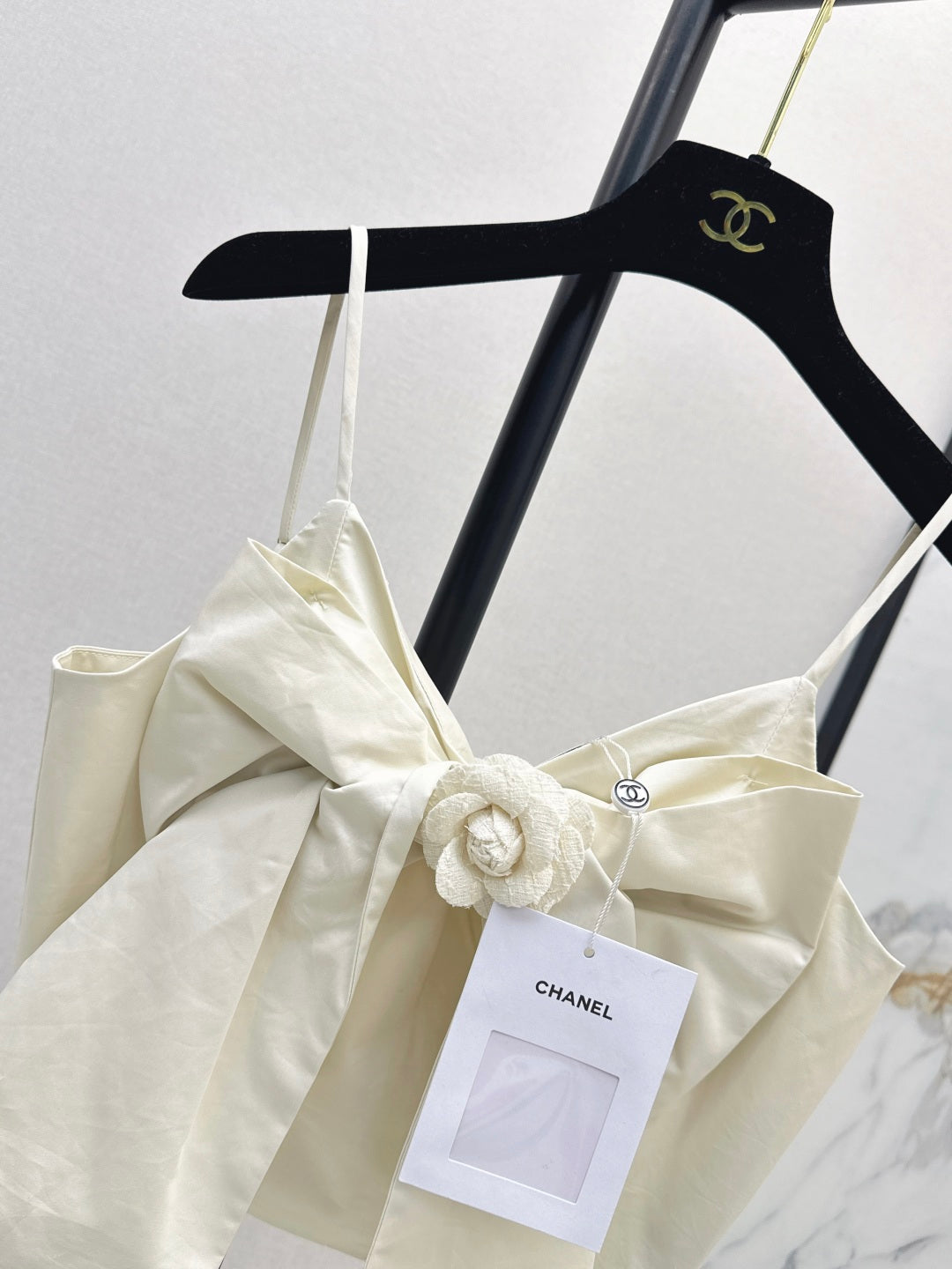 Chan New Bow suspenders