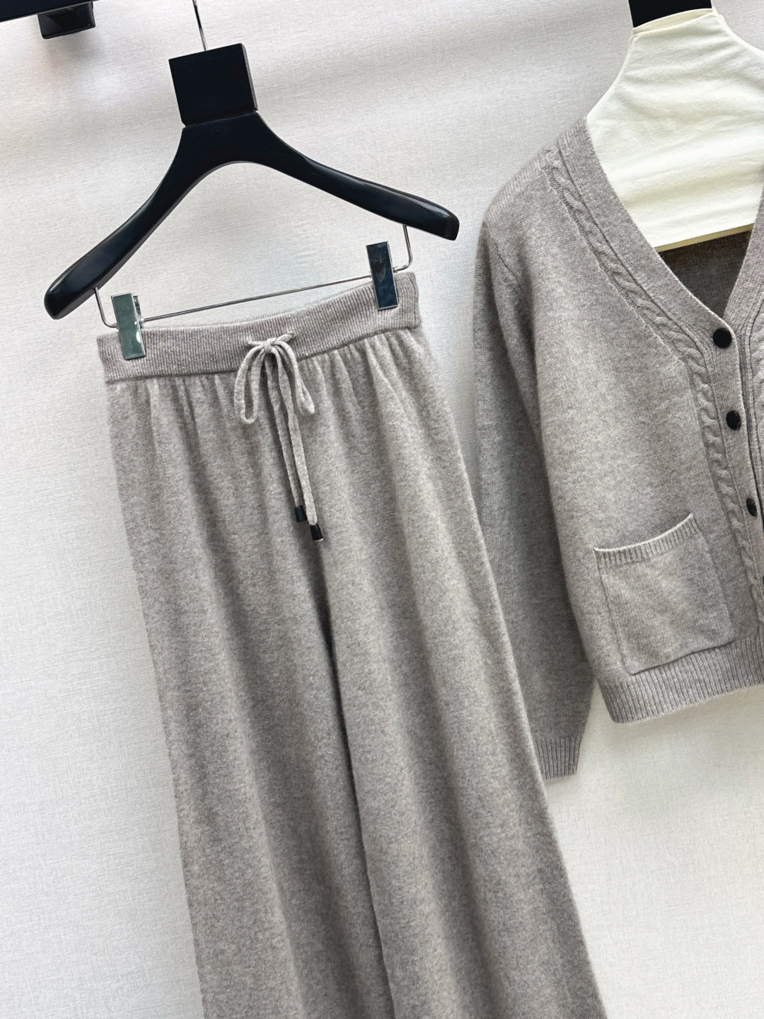 Loro New wool suit