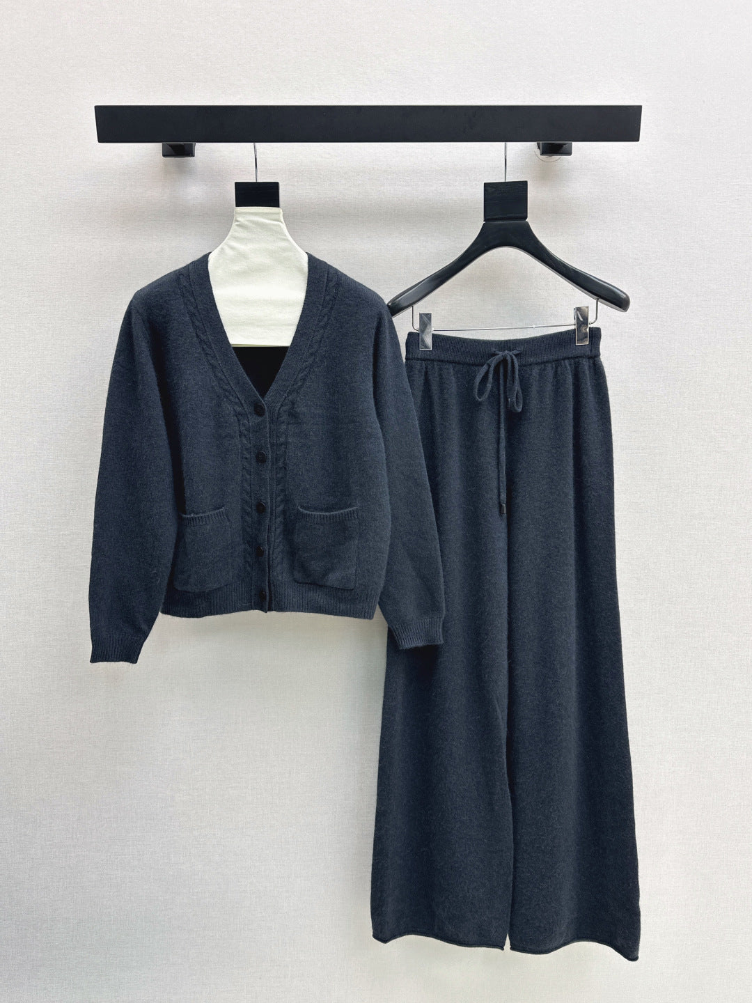 Loro New wool suit
