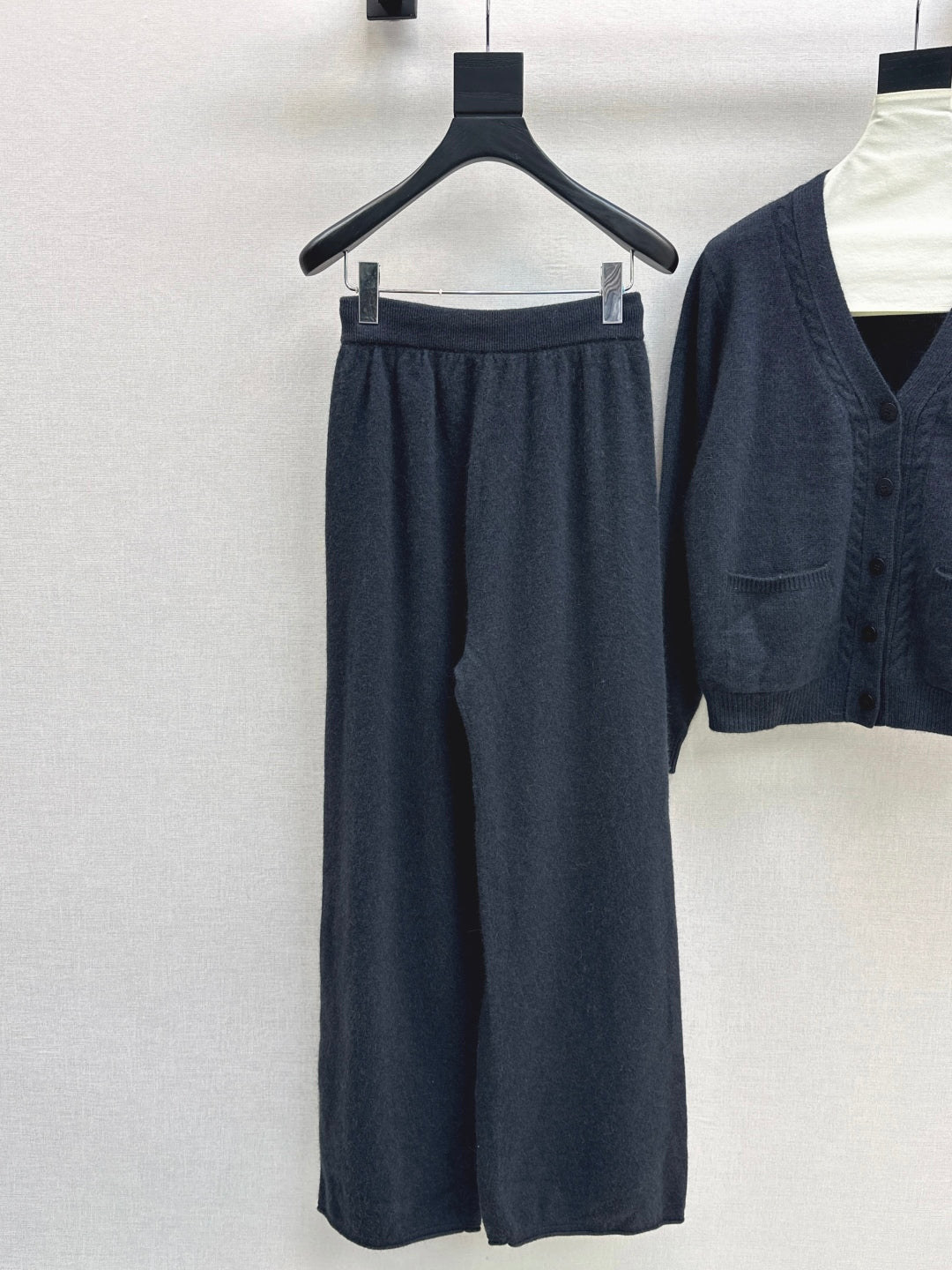 Loro New wool suit