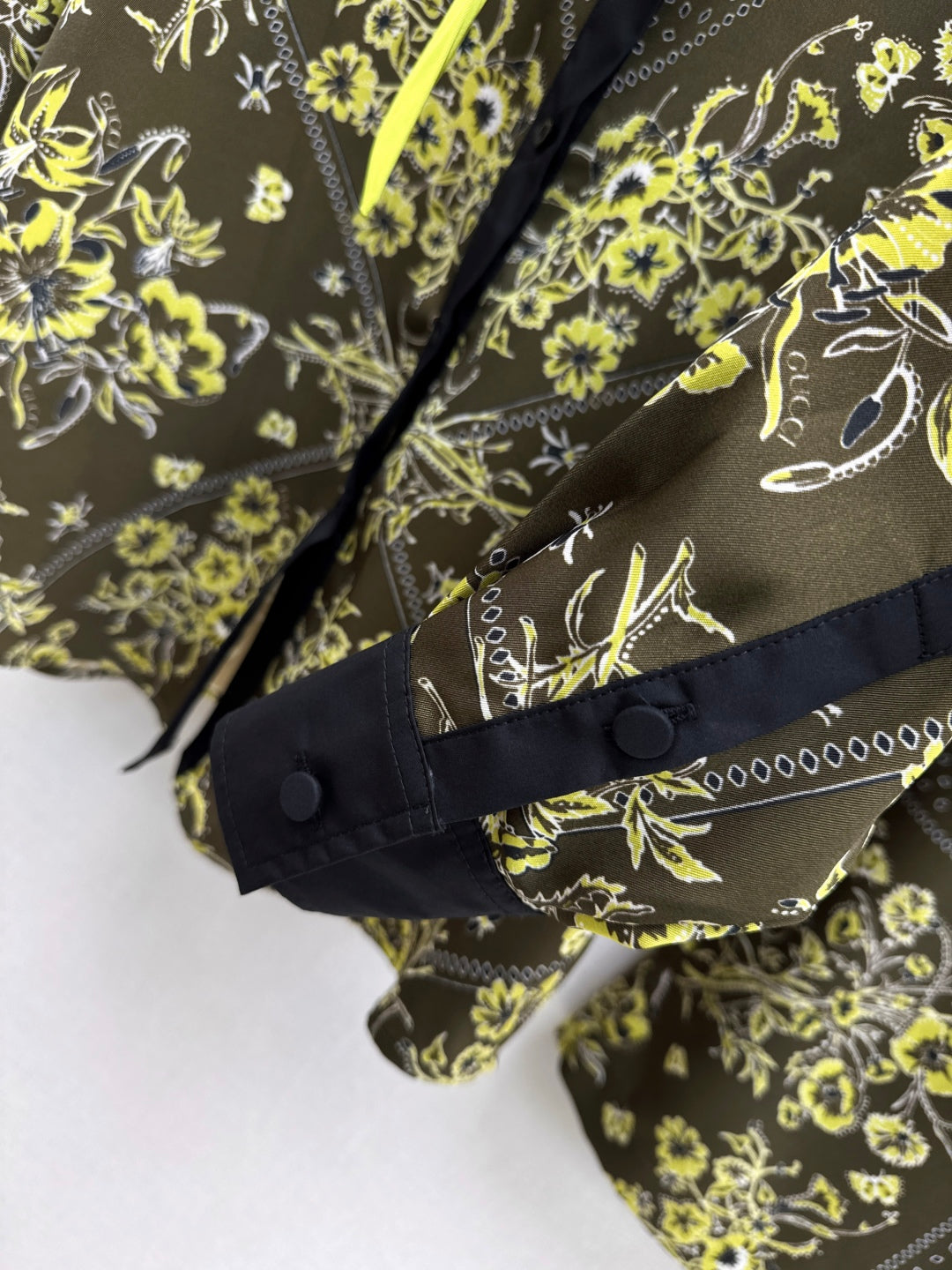 Guc NEW floral pattern shirt