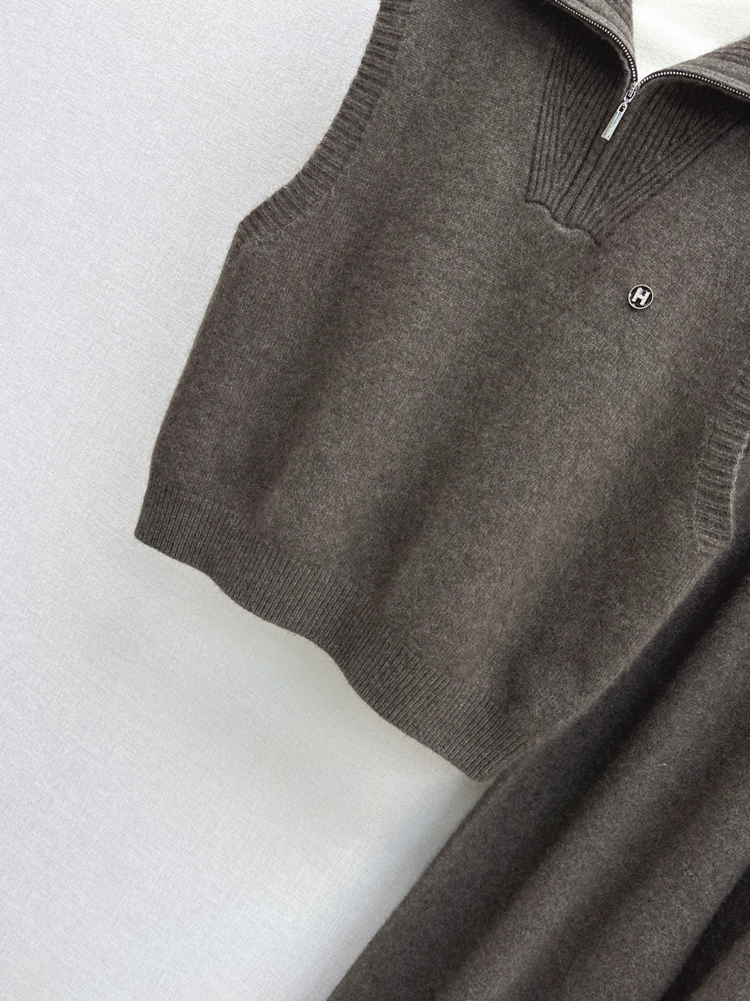 Herm NEW wool suit