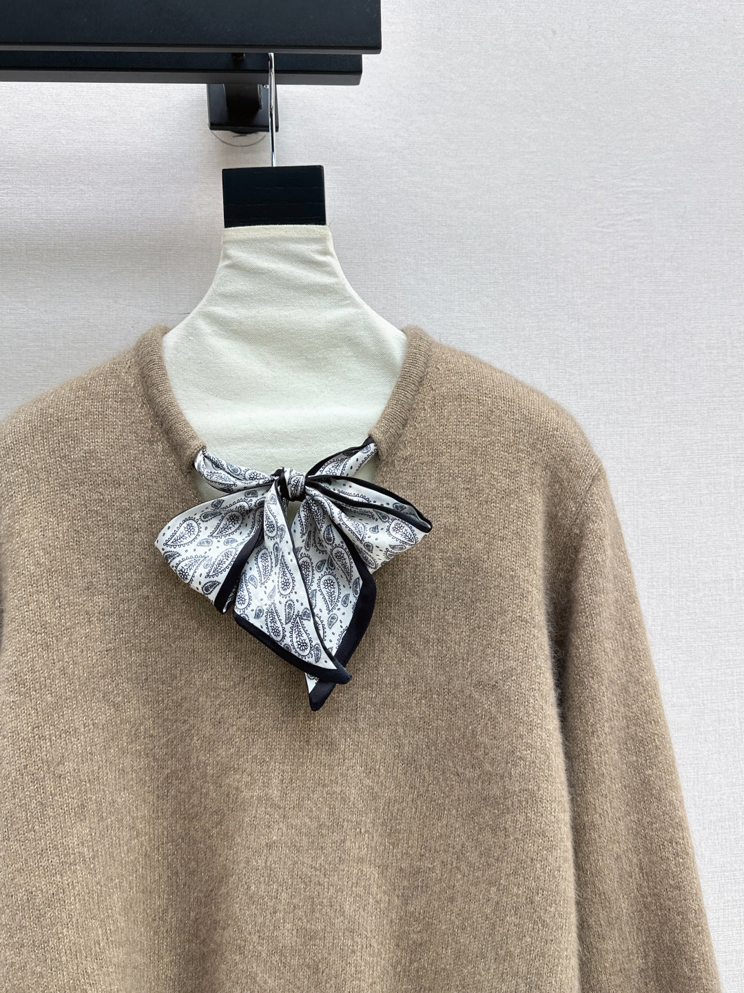 CD NEW wool sweater