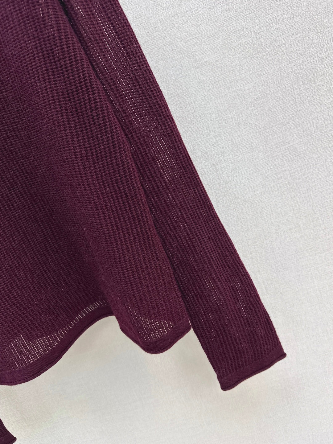 Chan NEW long-sleeved sweater