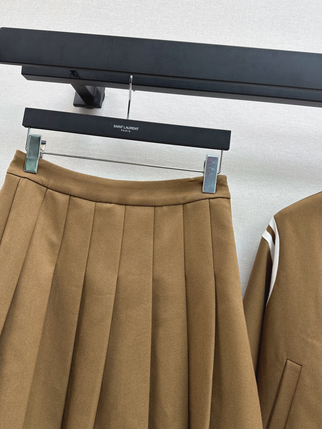 Saint NEW jacket + pleated skirt