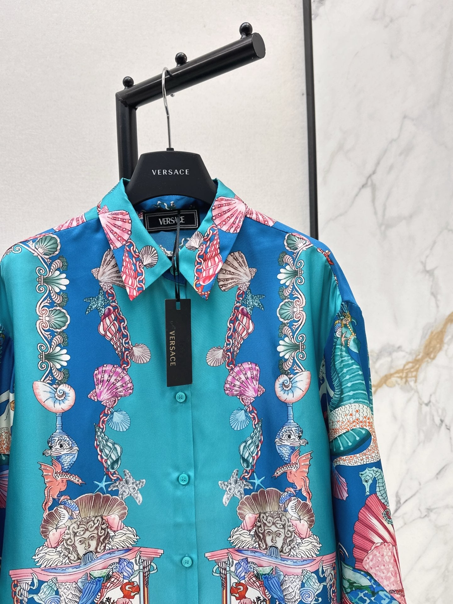 Ver NEW silk shirt