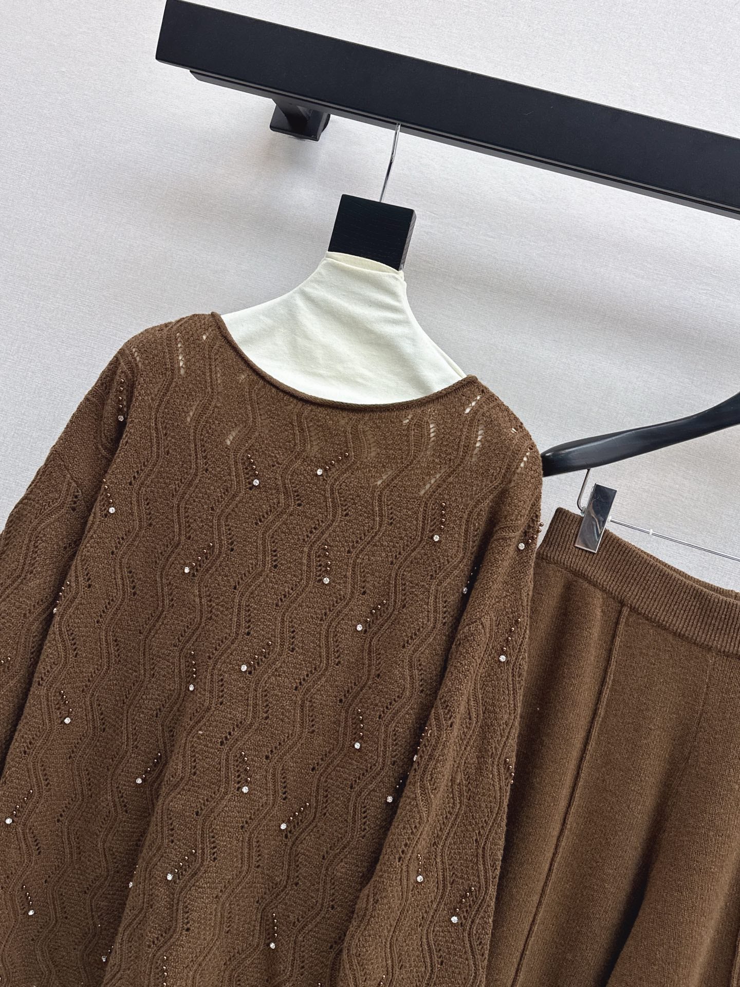 Brun NEW wool suit
