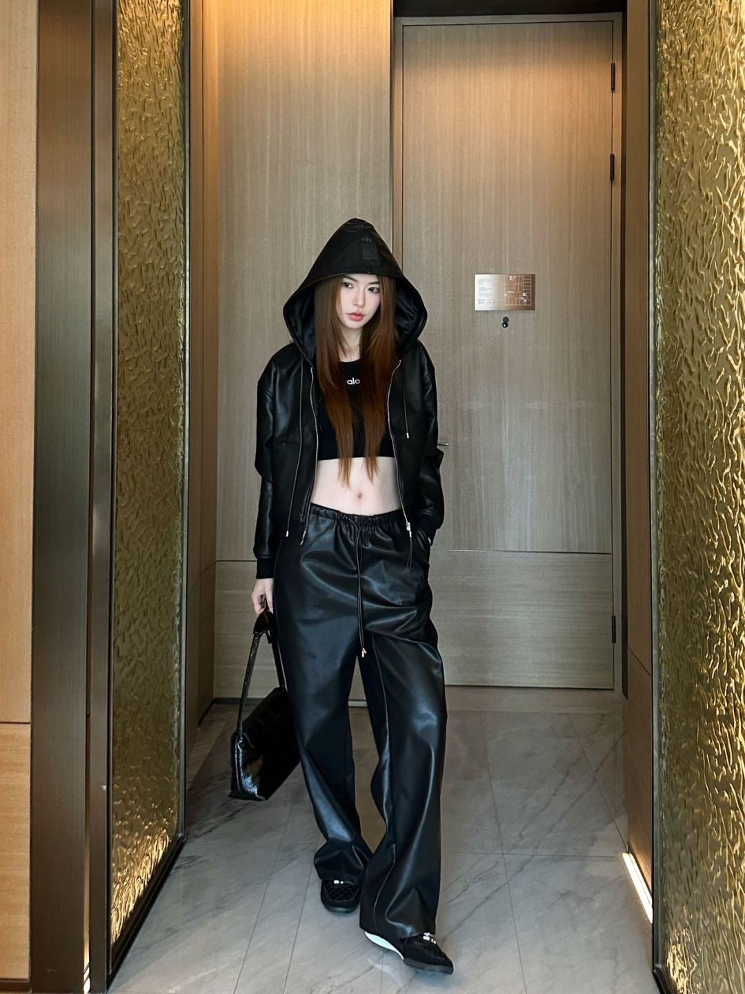 Loe NEW pu pants