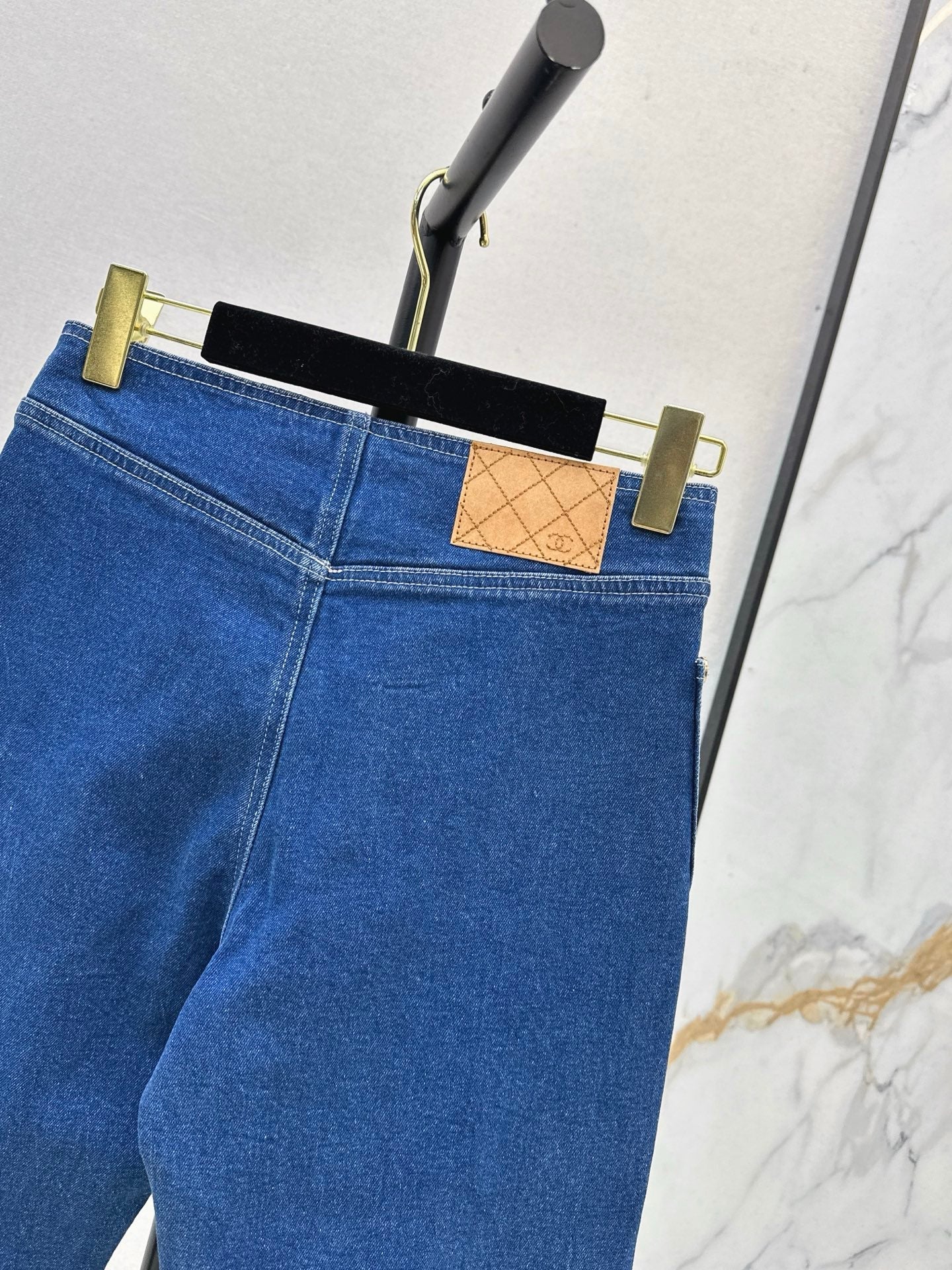 Chan NEW stretch jeans