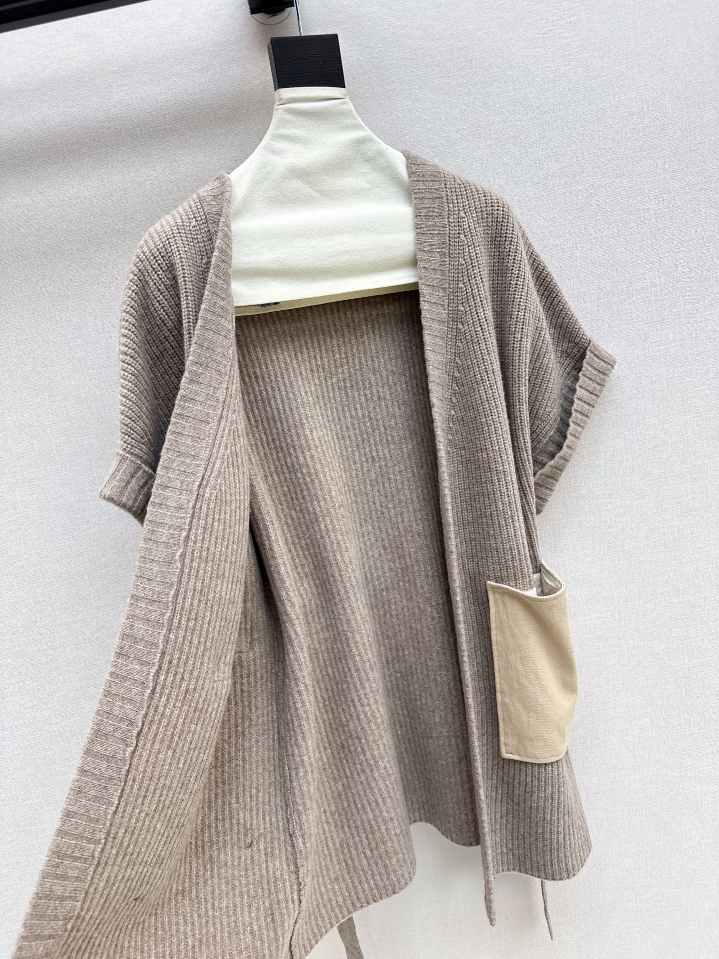Loro NEW wool vest