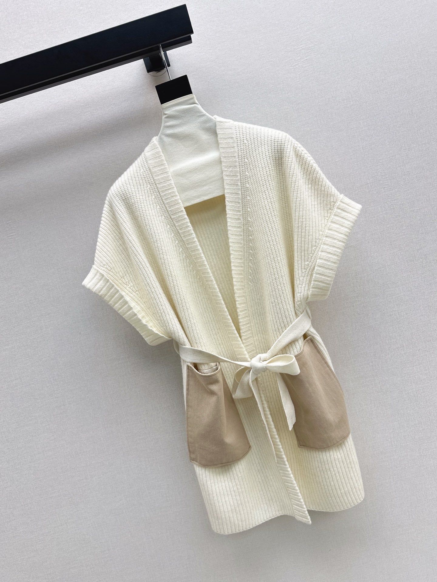 Loro NEW wool vest