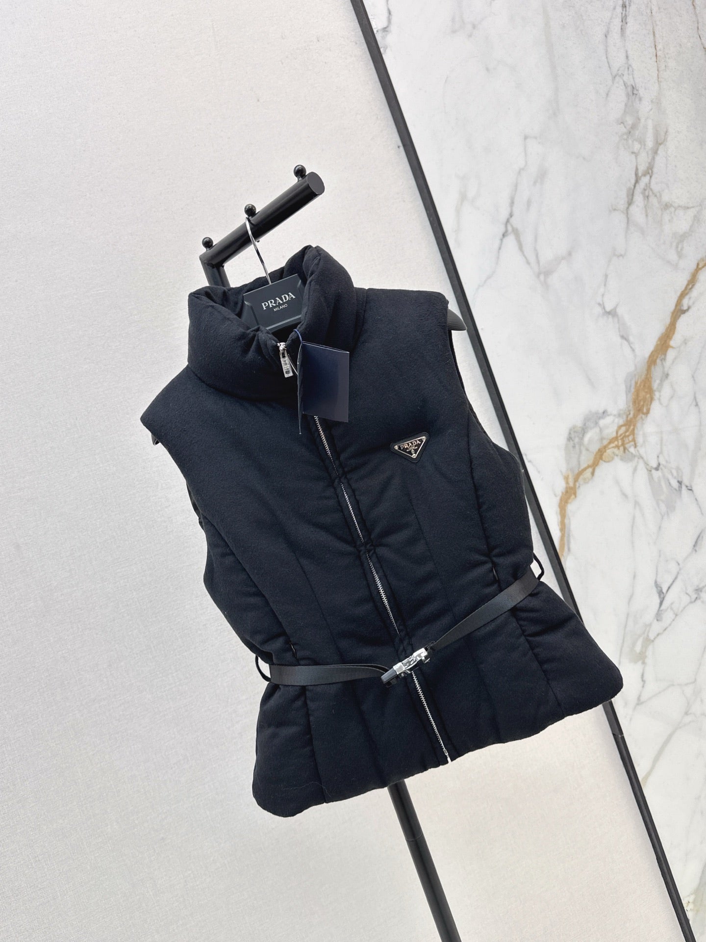 Pra NEW Down vest