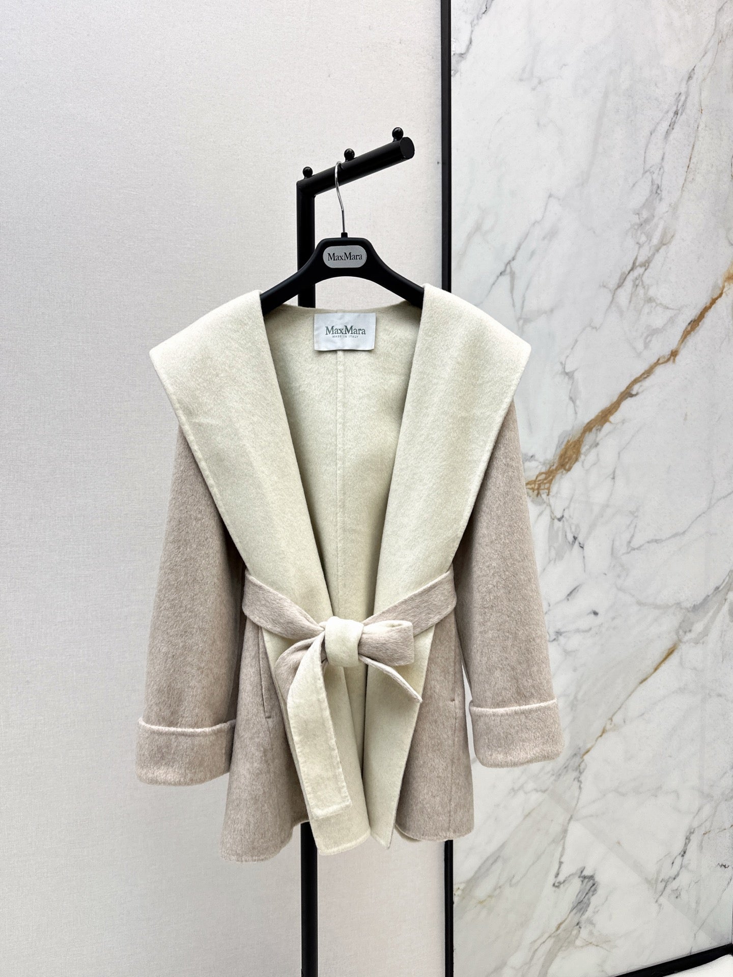 Max NEW Wool coat