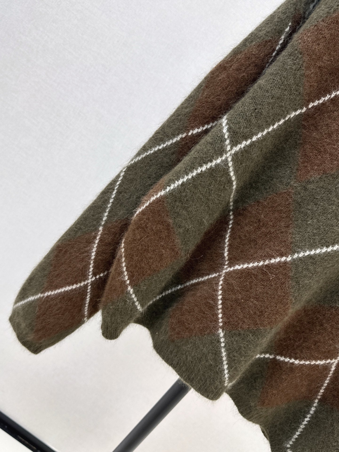 Loro NEW Plaid sweater